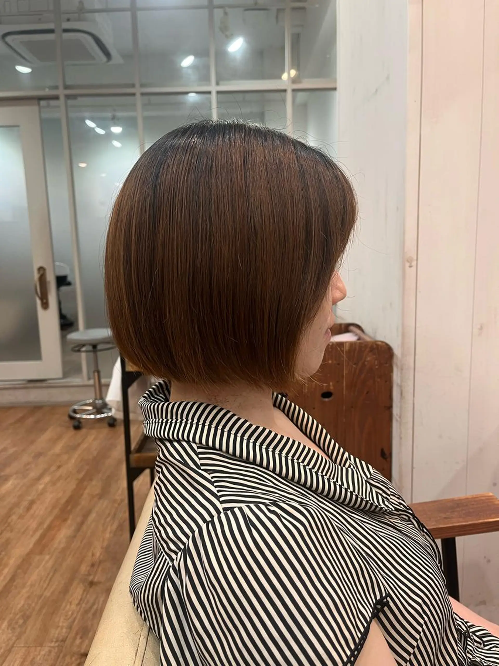 ミディアム ワンレンボブ ボブ よしだ しおりのヘアスタイル