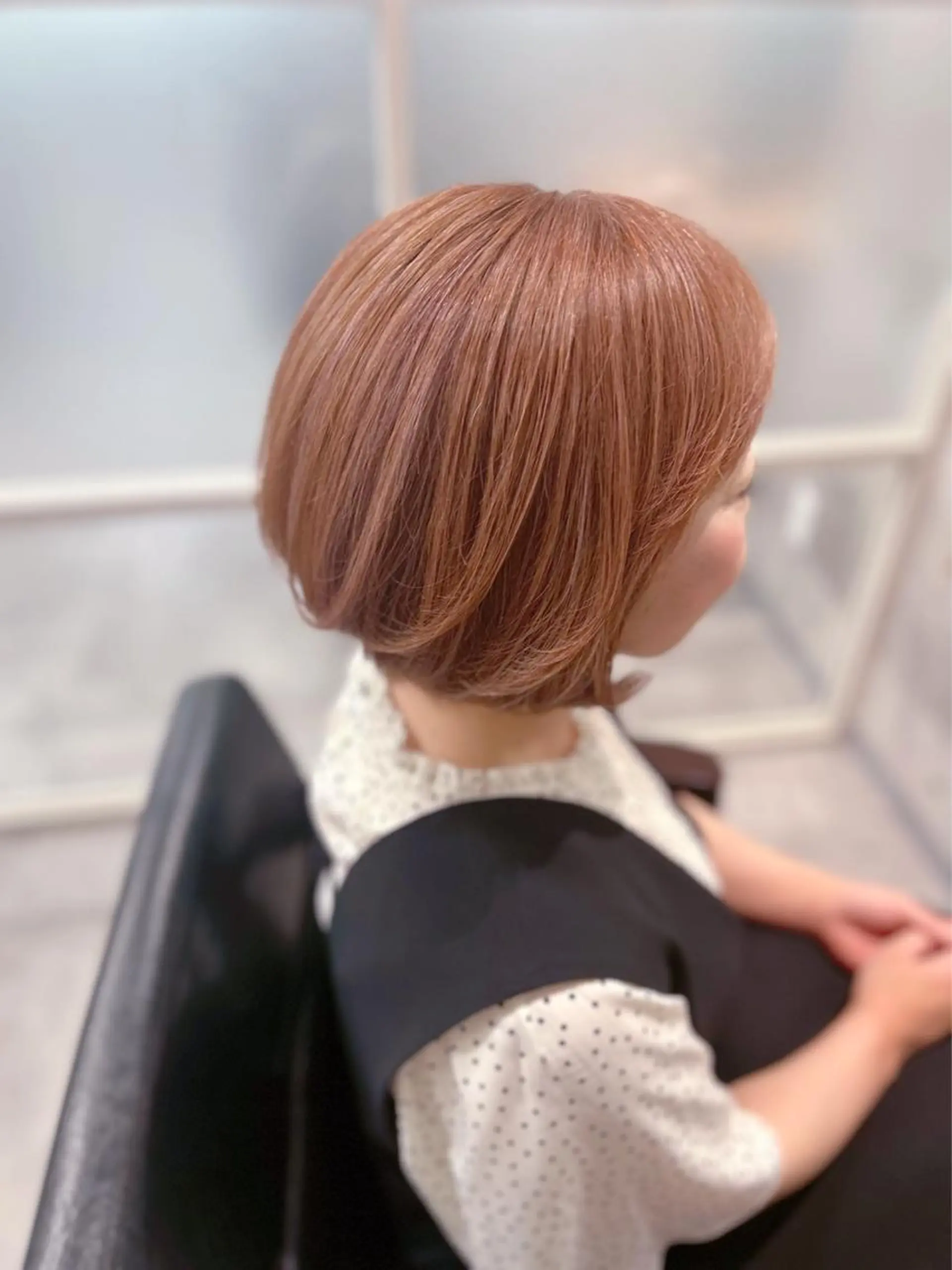 ミディアム カラー ベージュカラー ハイトーンカラー ピンクカラー 佐原なつみ ／newi赤羽のヘアスタイル