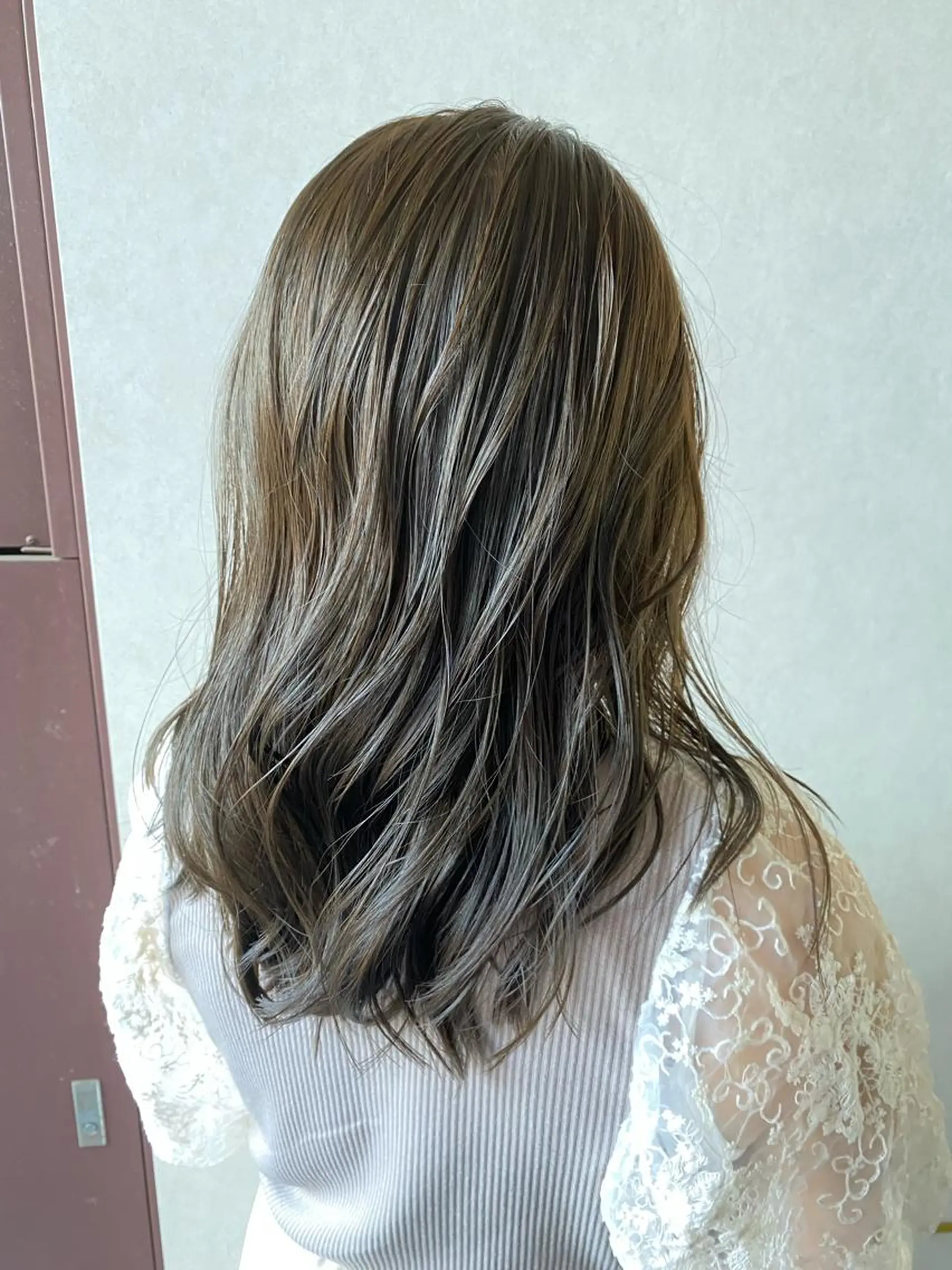 ミディアム キッズ アッシュ 小口 晃のヘアスタイル