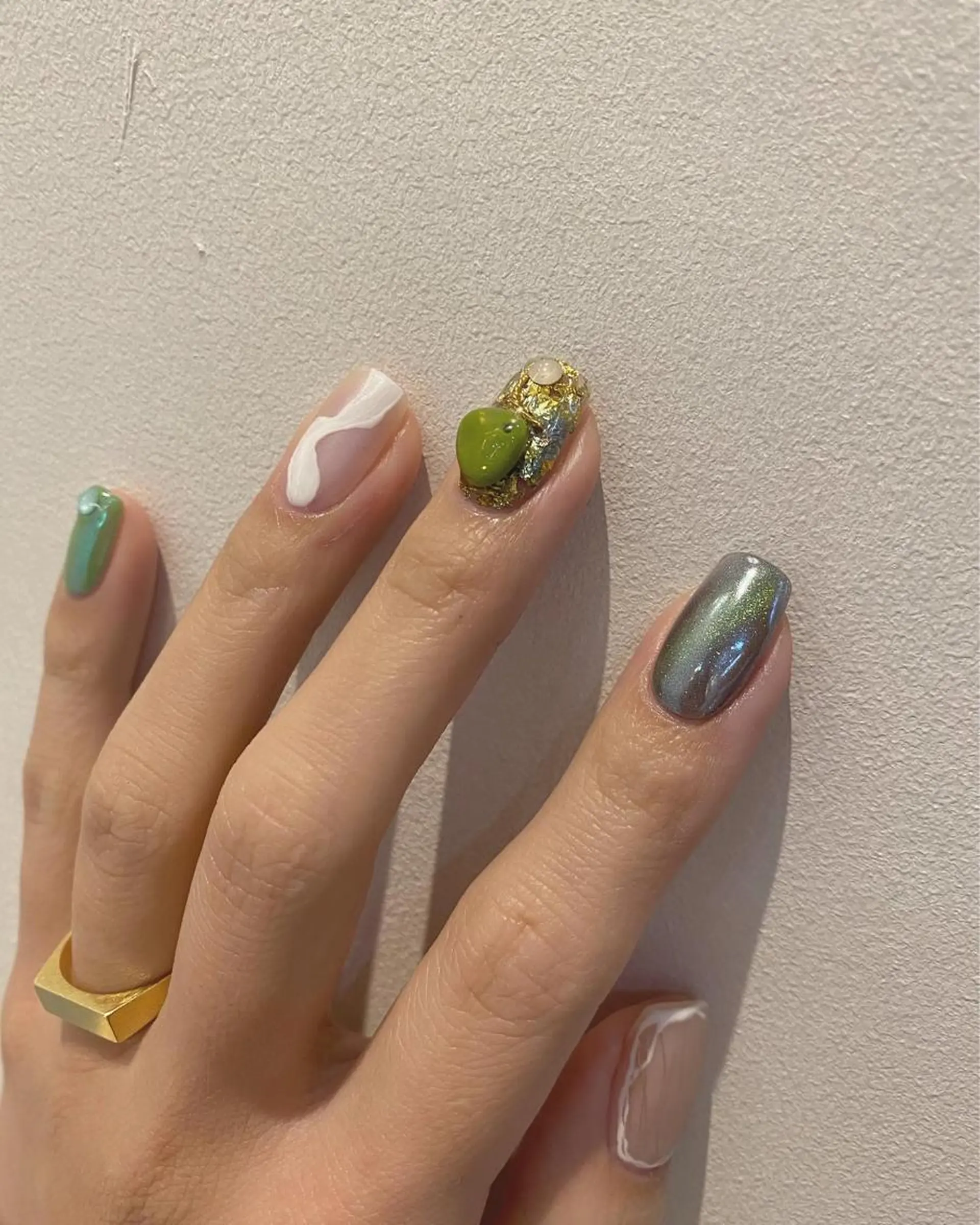 ネイル ニュアンスネイル 🌼大西洋子 laughl🌼のネイルデザイン