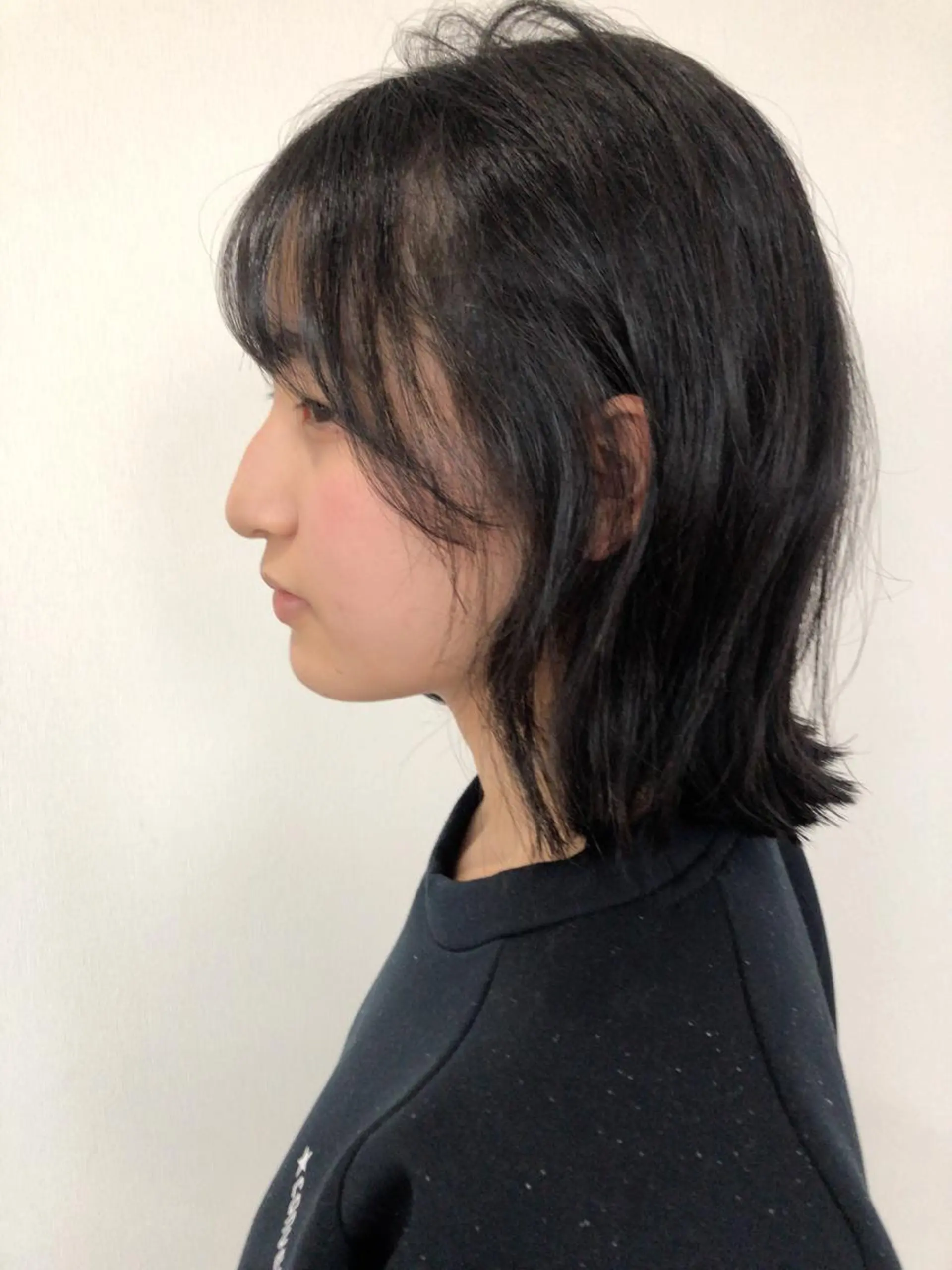 セミロング 相原 美咲のヘアスタイル