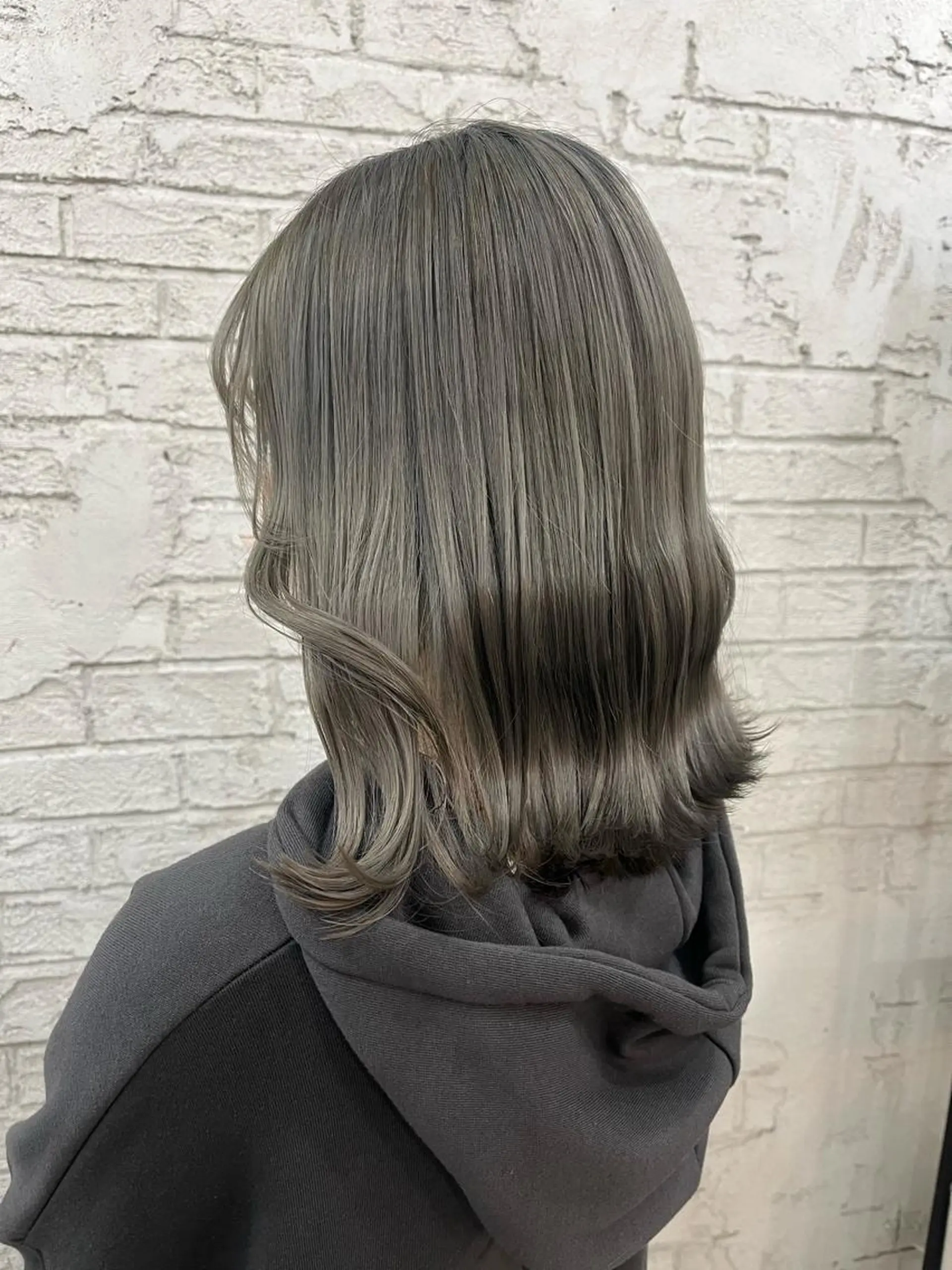 ミディアム 🪽髪質改善矯正 🤍MIU🤍のヘアスタイル