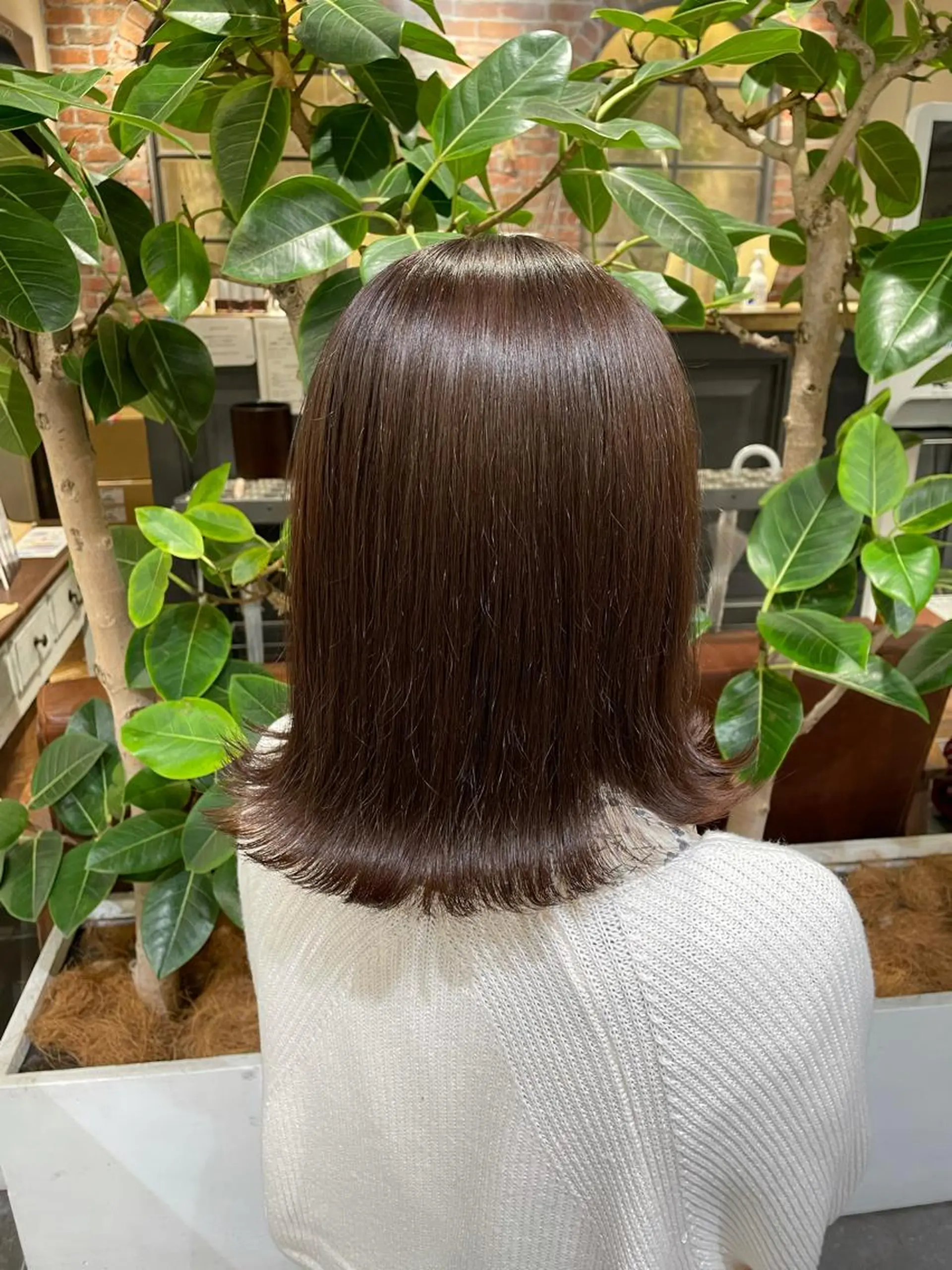 ミディアム MINX 渡邉由理のヘアスタイル