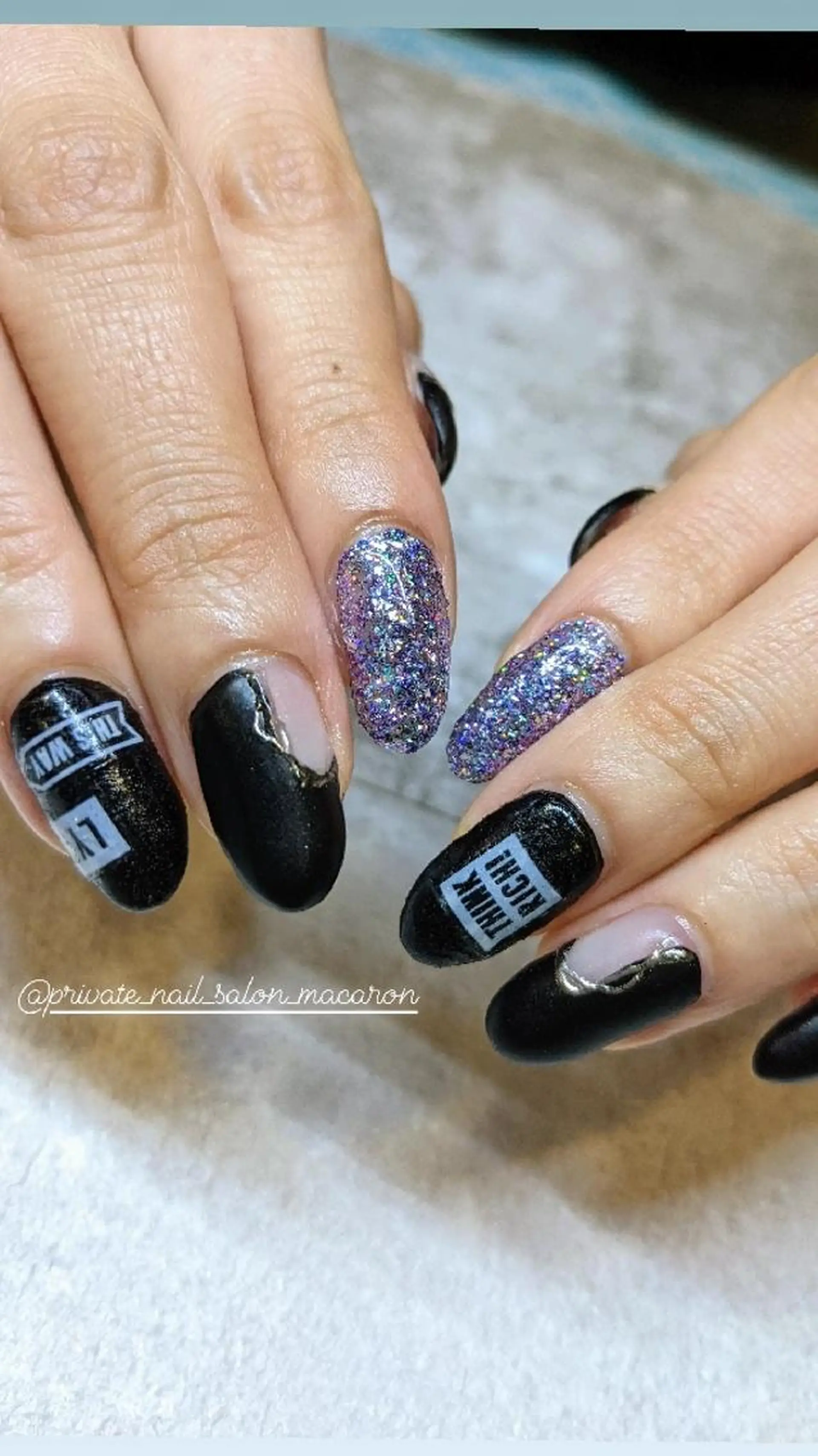 ミディアム nail salon macaron のネイルデザイン