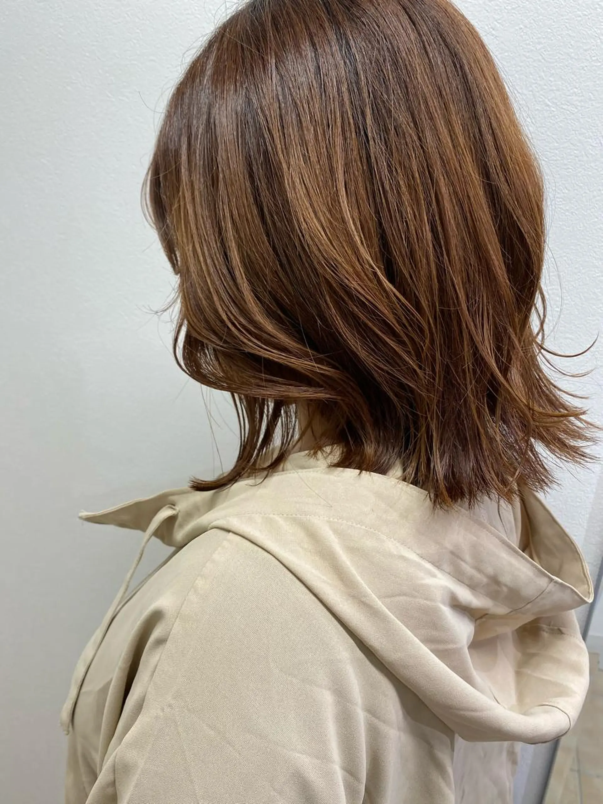 ミディアム 顔まわりレイヤー レイヤーカット 西山梨々【5/1〜 復帰致します🌼】のヘアスタイル