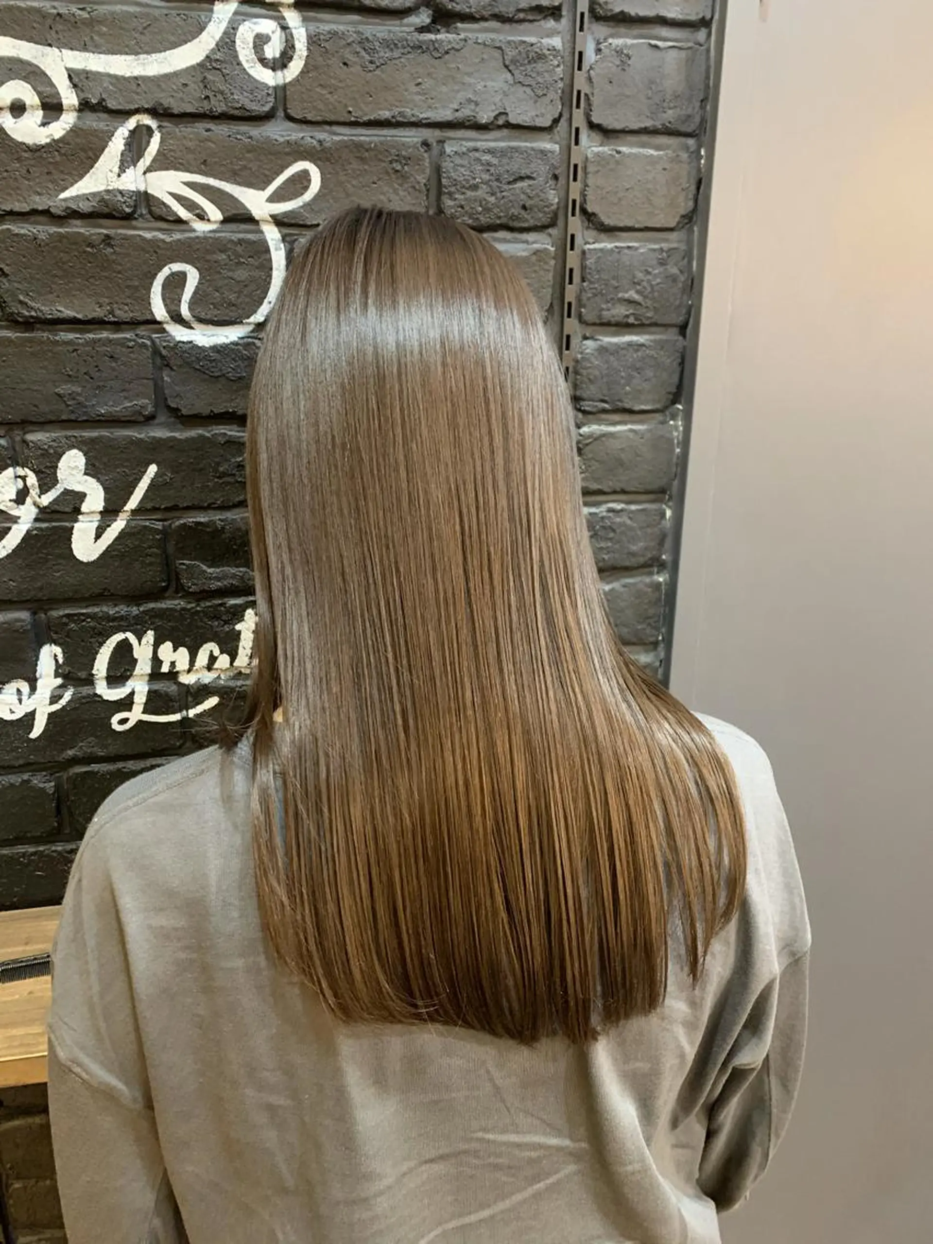 セミロング カラー 縮毛矯正 トリートメント SHIANシアン 立川店所属・SHIAN✂️ 立川店たくのヘアスタイル