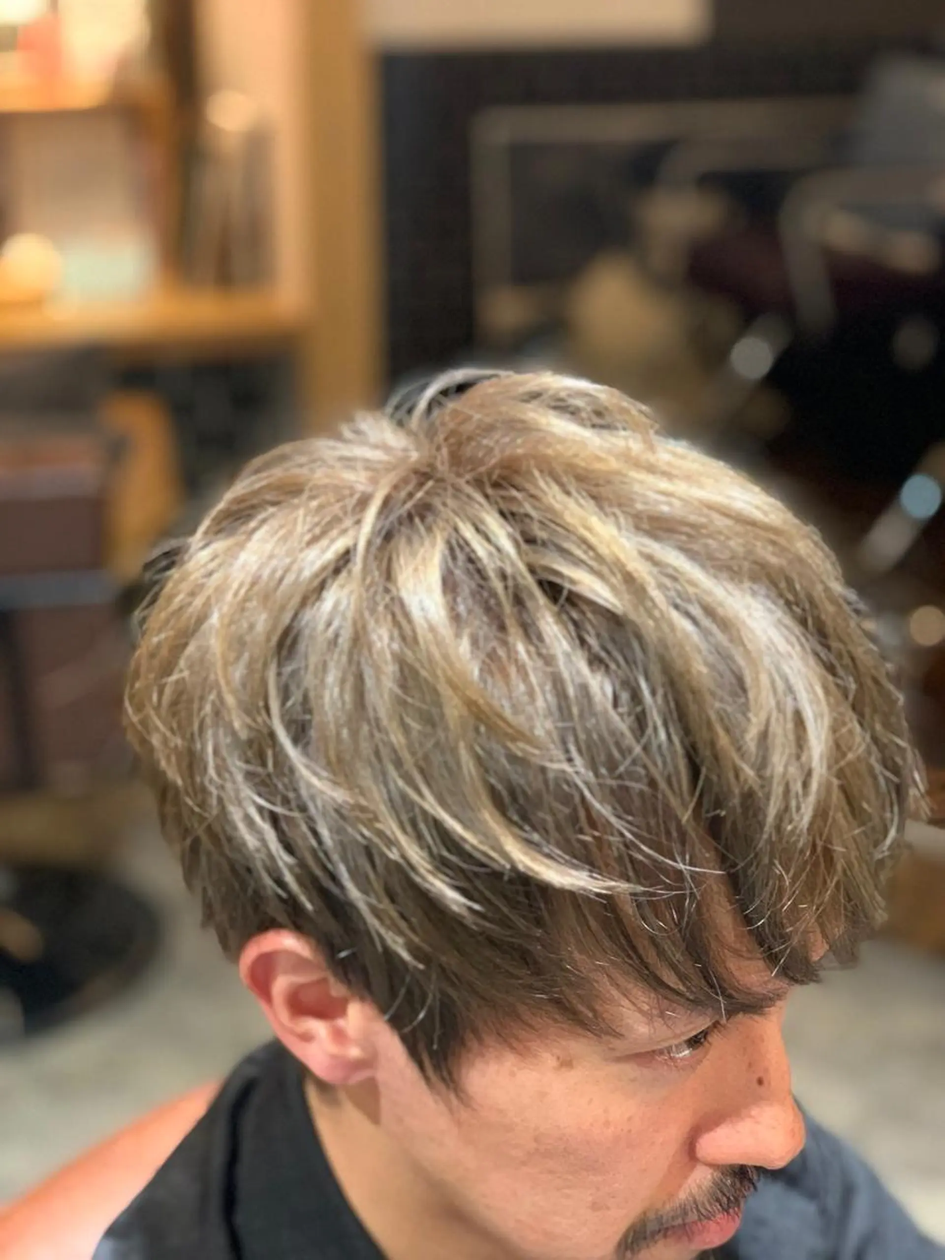 カラー メンズ メンズハイトーン ベージュカラー ハイトーンカラー ミルクティーベージュ 佐々木陸斗 ショート&メンズのヘアスタイル