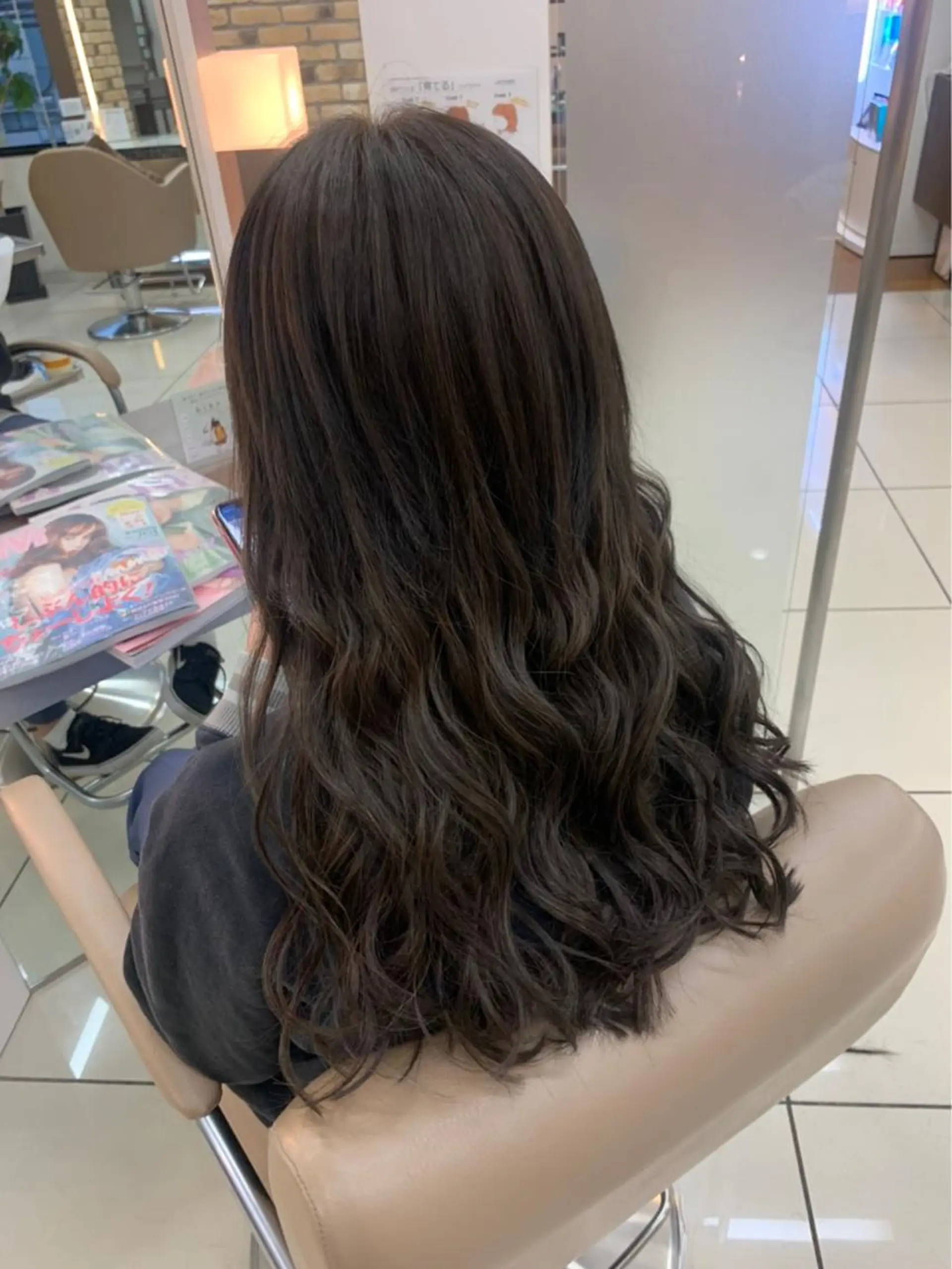 ロング カラー 羽エクステ🩷 🤍まき🤍のマツエク・マツパデザイン