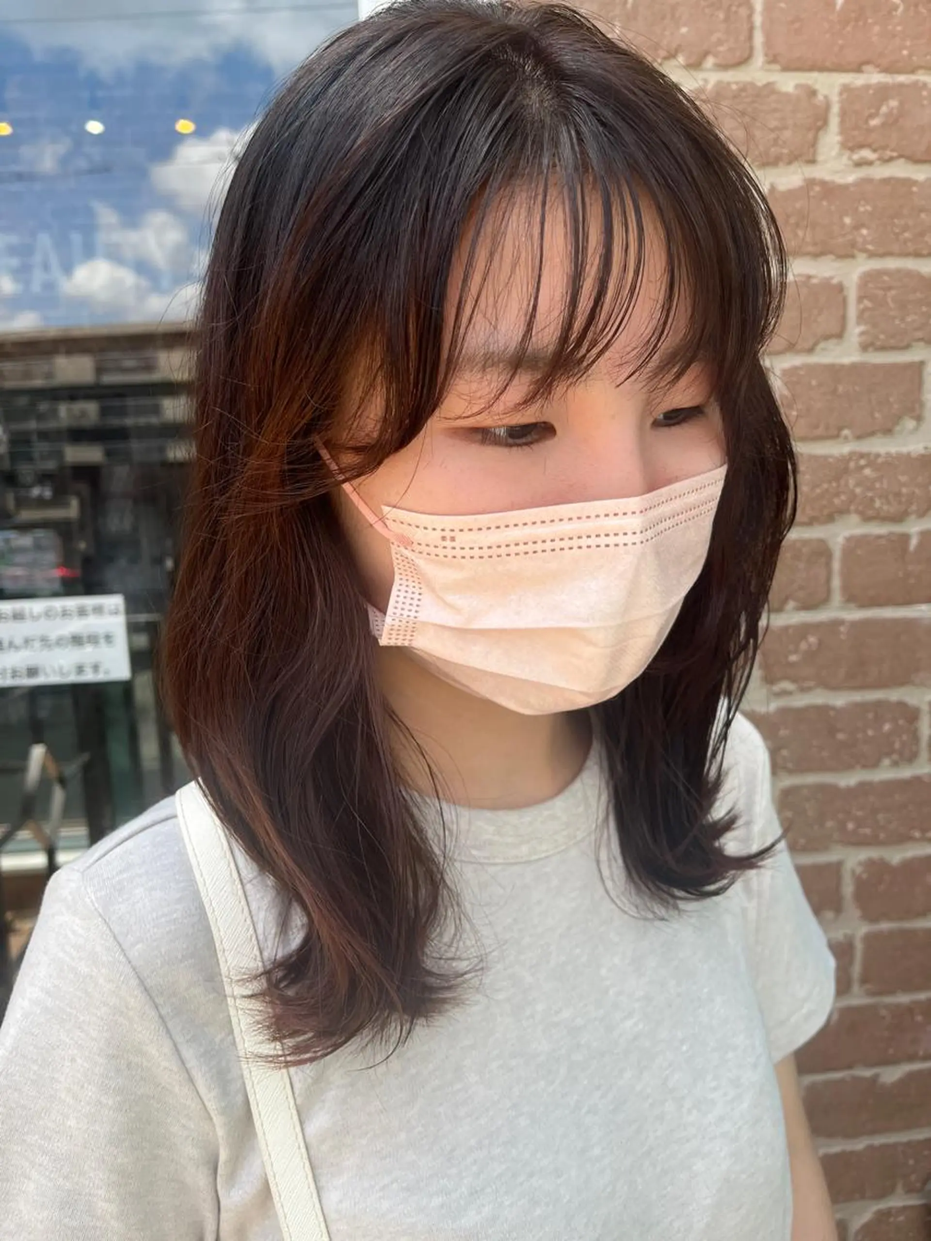 ミディアム カラー パーマ ヘアアレンジ メンズ キッズ ネイル マツエク・マツパ アイブロウ ミディアムパーマ メンズパーマ ブラウンカラー ケアカラー 透明感カラー ヘッドスパ 久木原 ゆりのヘアスタイル