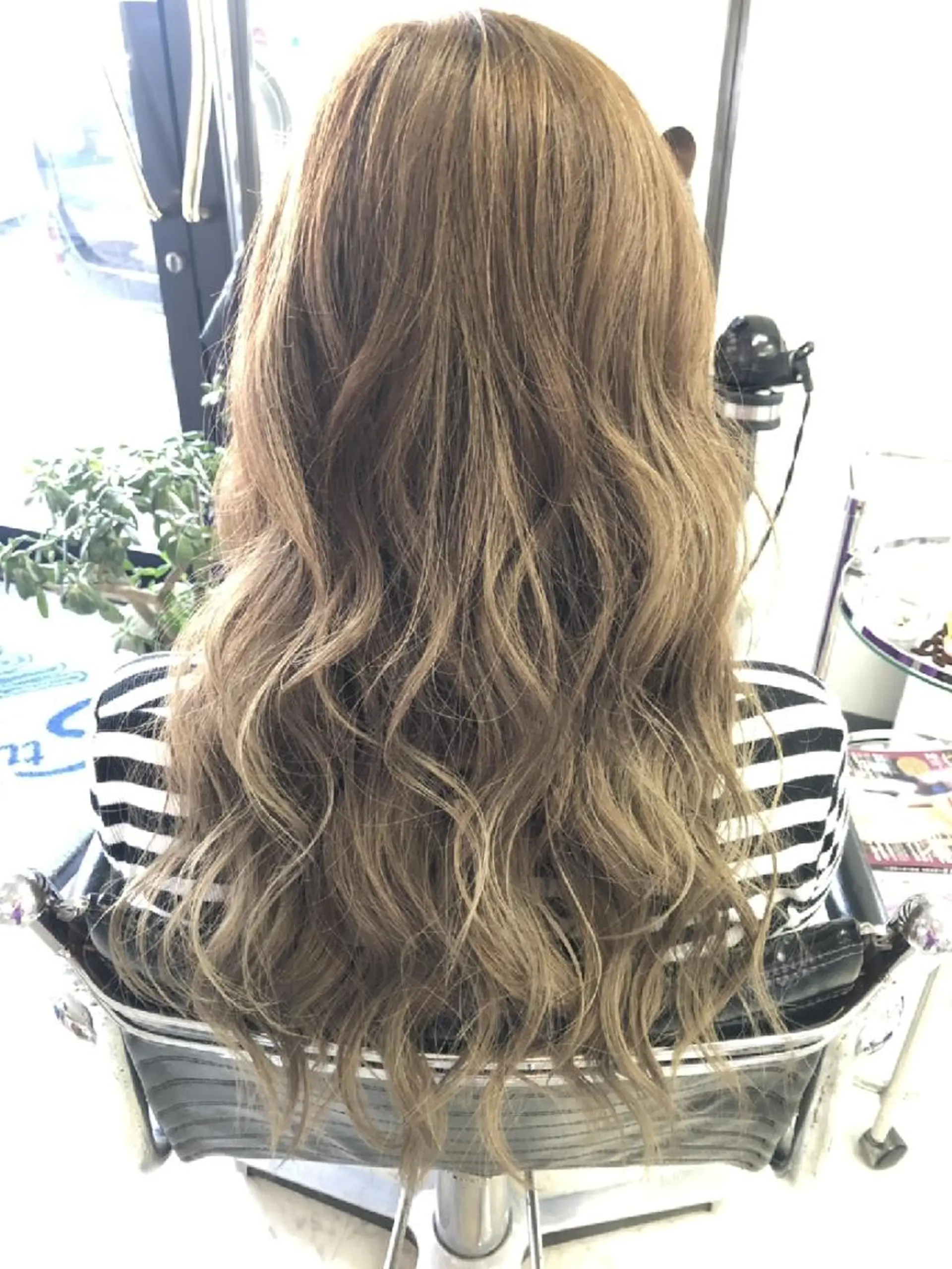カラー ロング imaizumi takuyaのヘアスタイル