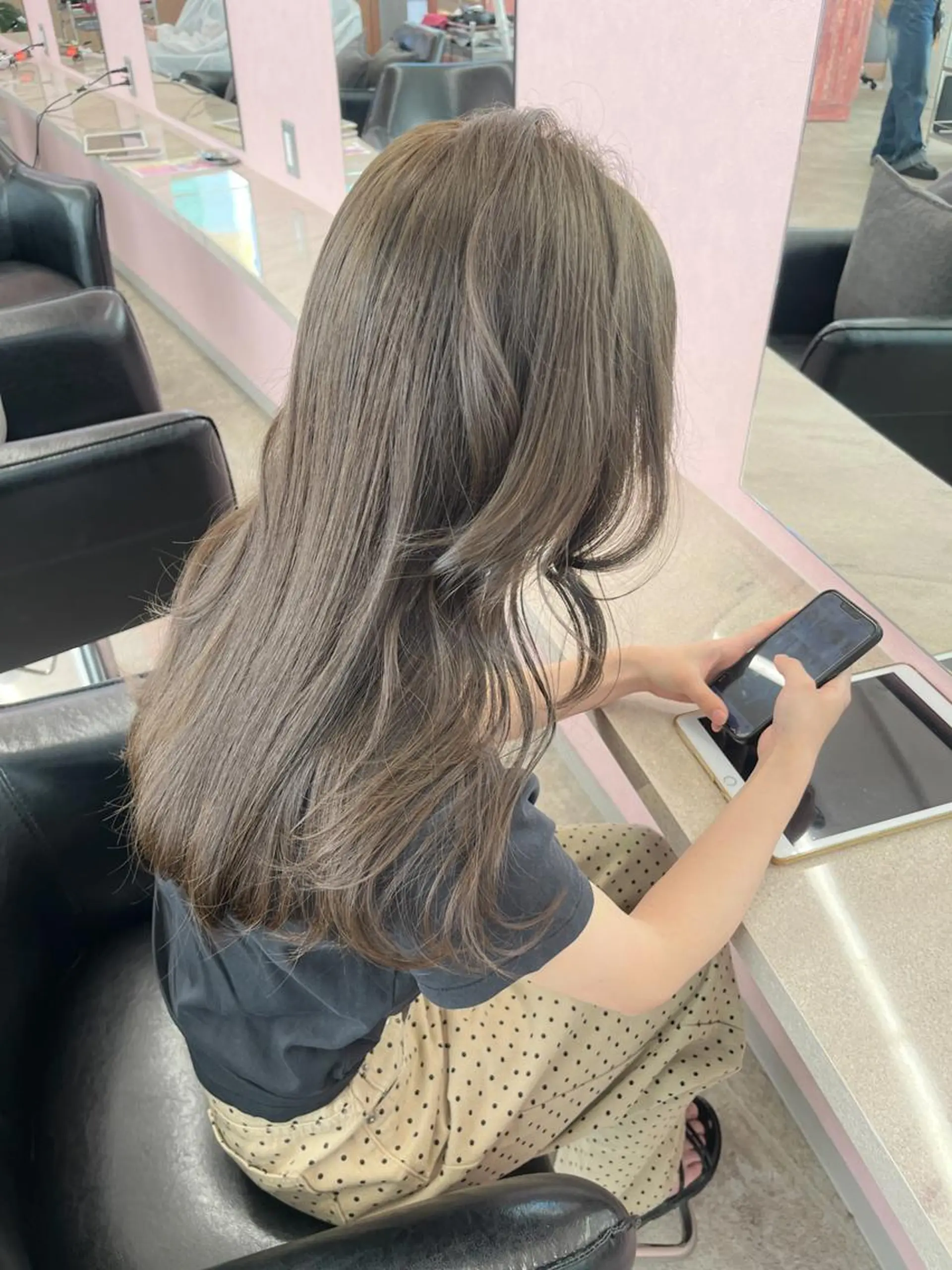 ロング ヘアカラー トリートメント MATTY yoshika 🐻のヘアスタイル