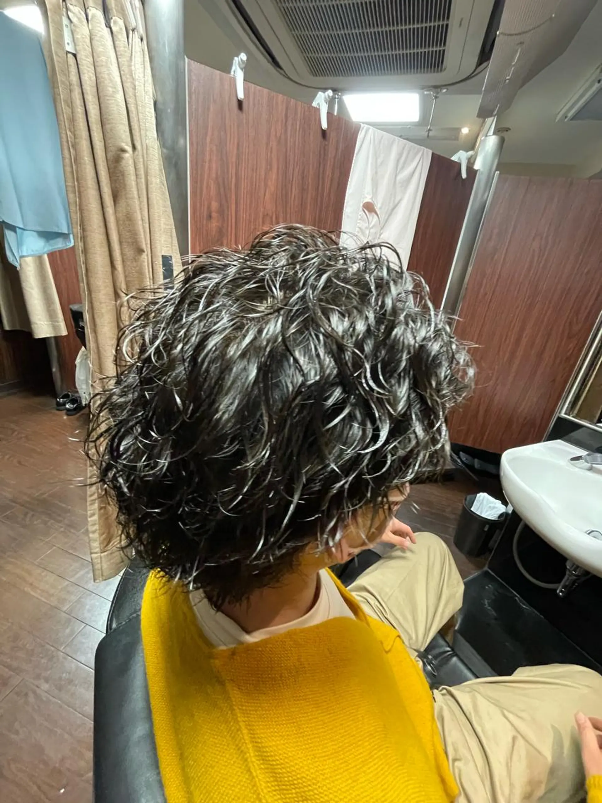 パーマ bro Tokyo有楽町店所属・⚜️三代 洸⚜️のヘアスタイル