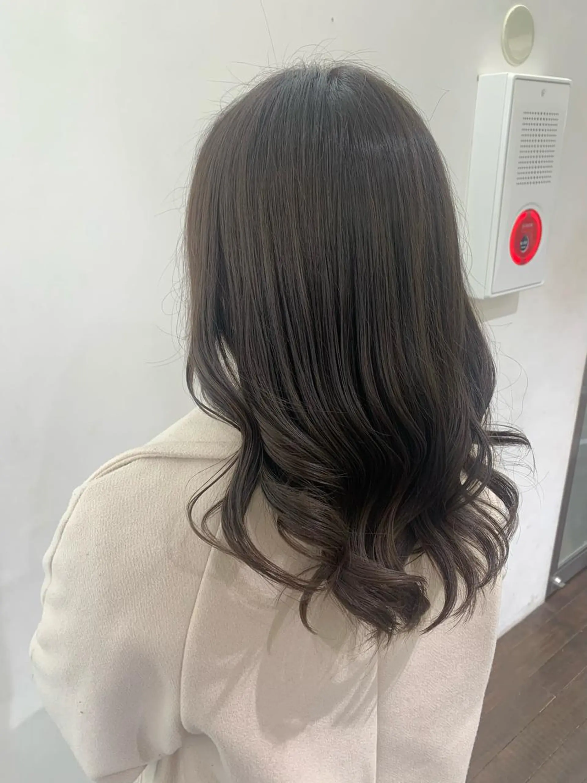 セミロング デジタルパーマ🫧 韓国風ヘア🫧サクラのヘアスタイル