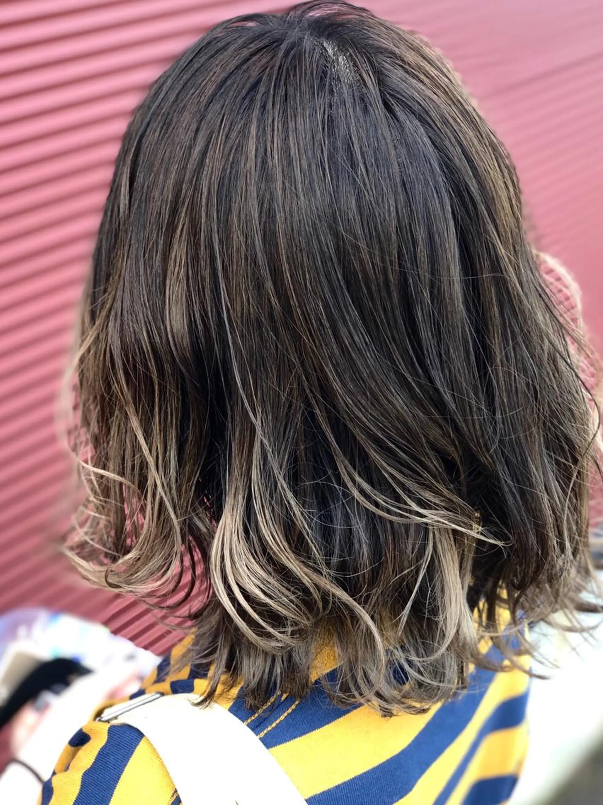 ミディアム カラー ❣️レイヤーカット ❣️渡部晃輝のヘアスタイル