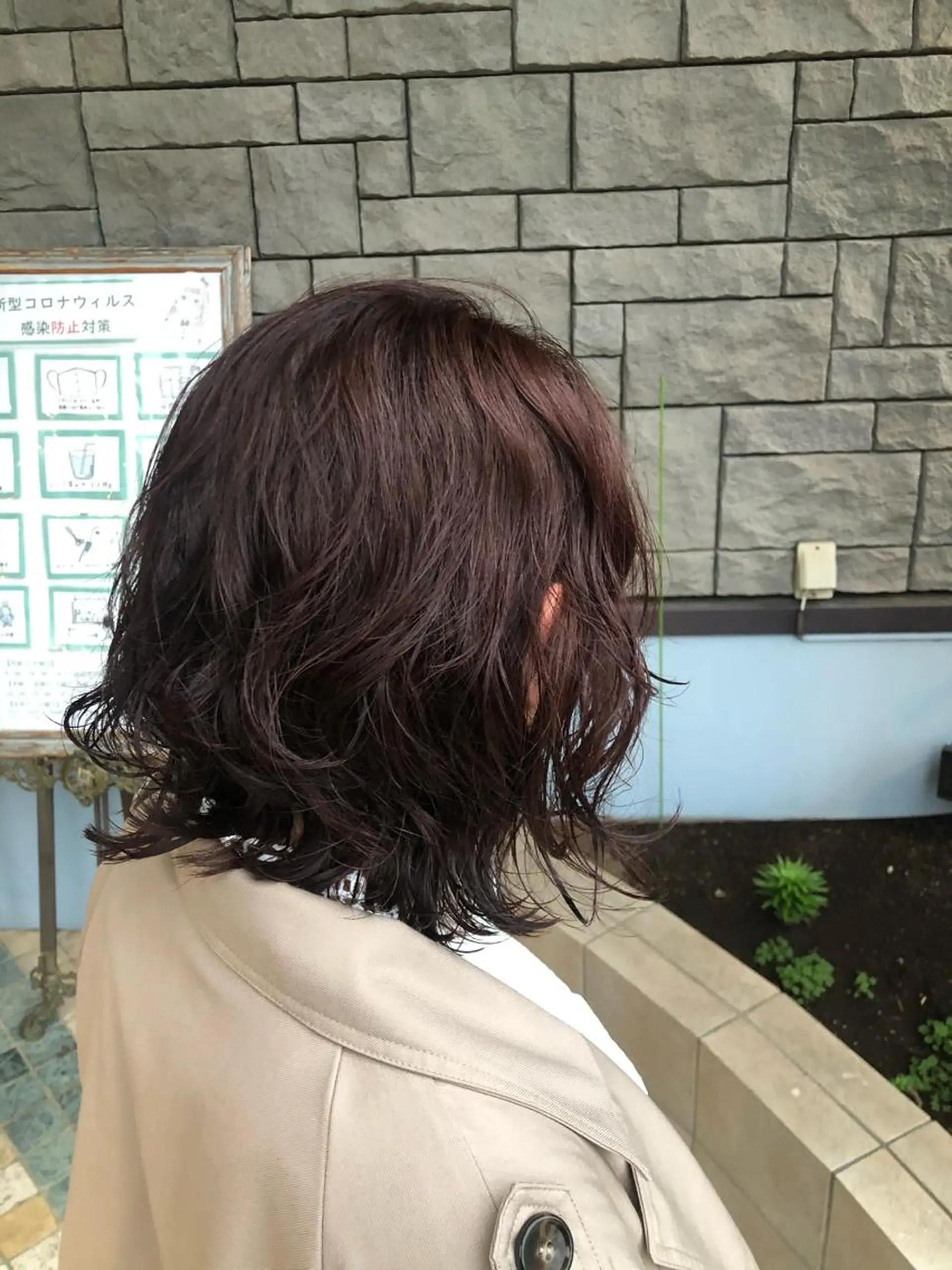 ミディアム ミディアムパーマ ピンクブラウン kyosuke 透明感カラーのヘアスタイル