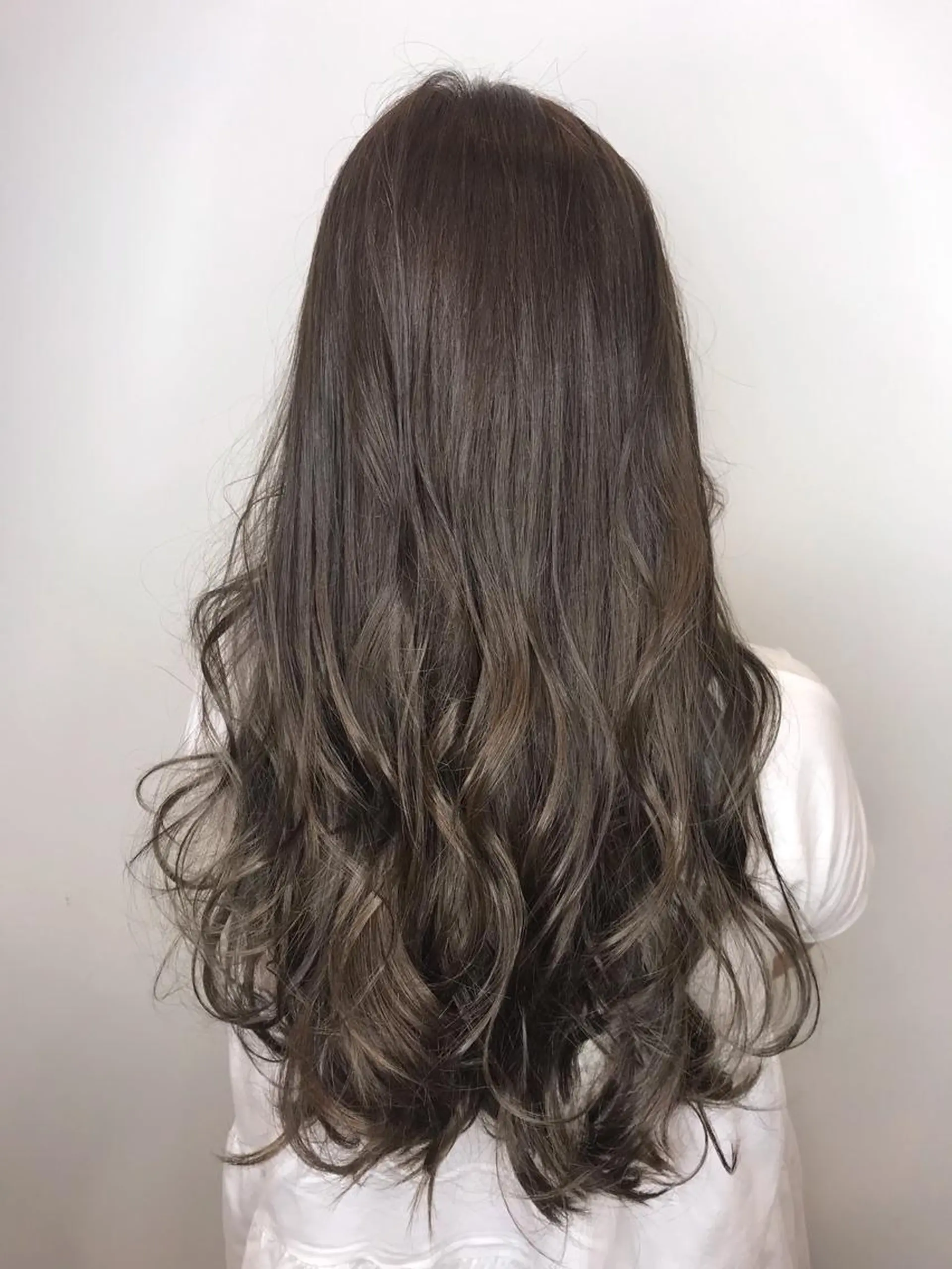 ロング カラー シールエクステ⭐️ オオミタクヤのヘアスタイル