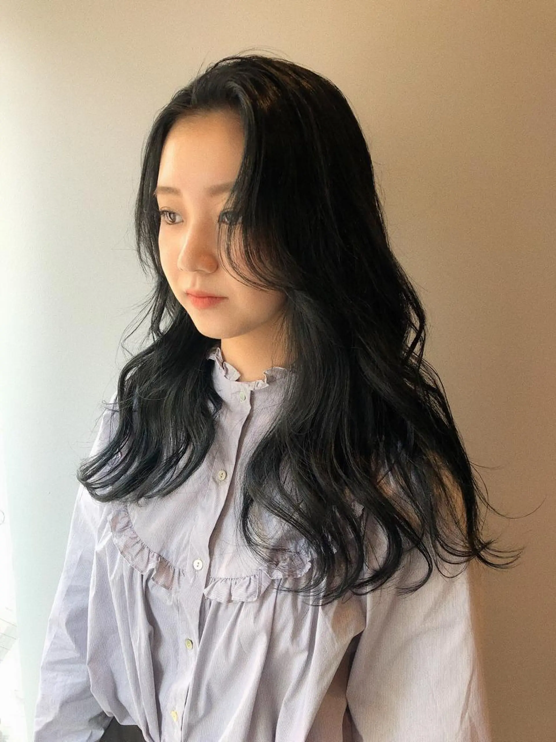 ロング カラー レイヤーカット mizuki 韓国 ヘア/髪質改善のヘアスタイル