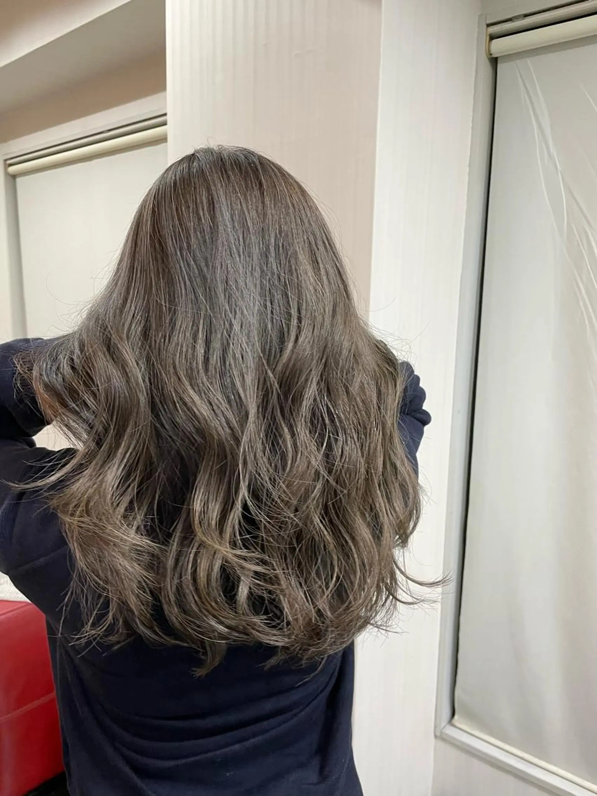 セミロング カラー Merlyosaka 早川未来のヘアスタイル