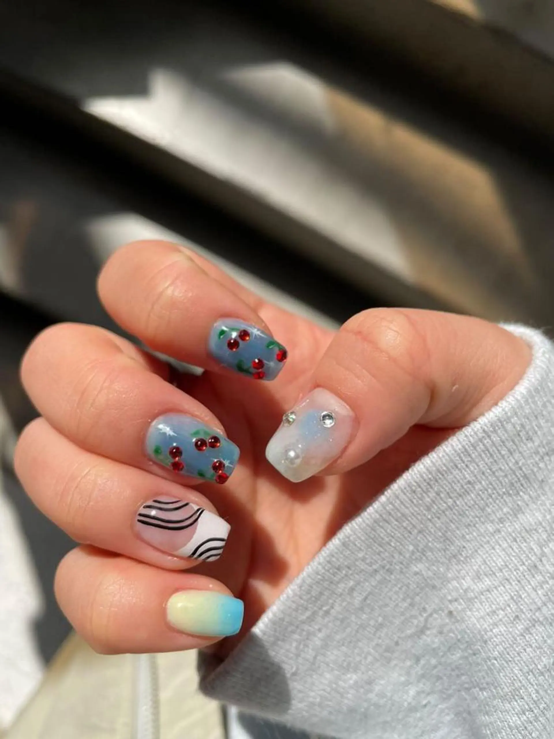 ネイル emunail あやかのネイルデザイン