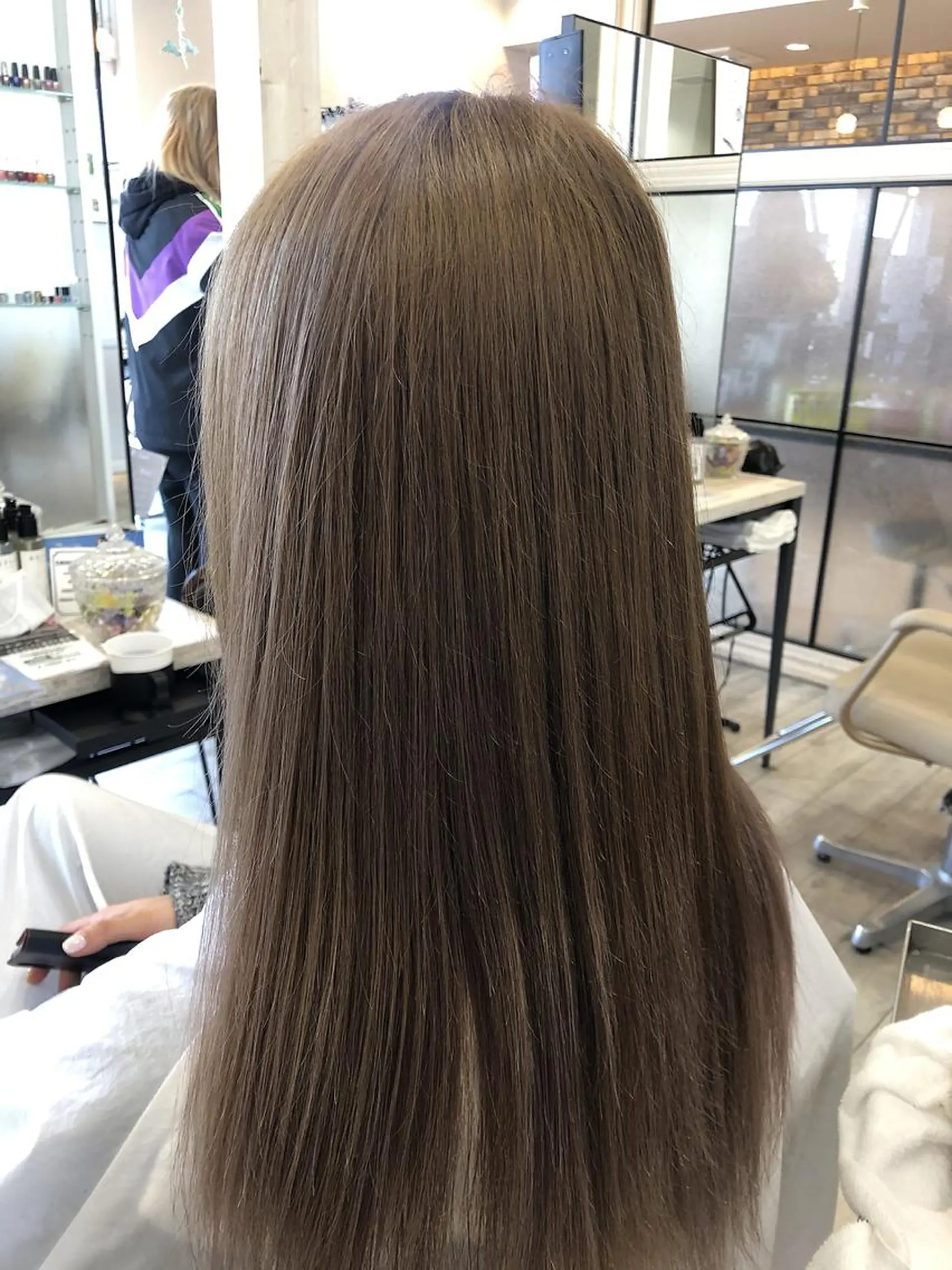 ロング カラー 松本 唯のヘアスタイル