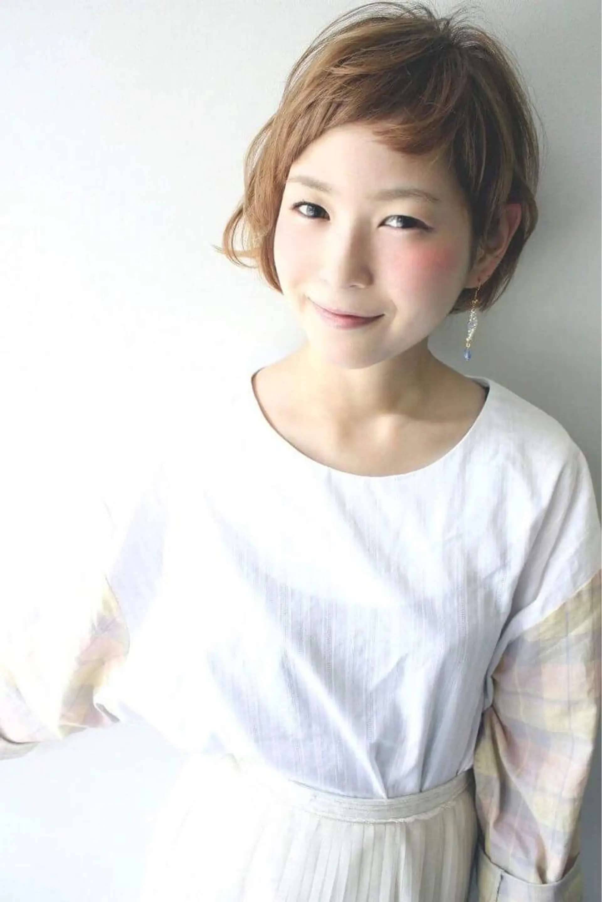 ショート カラー パーマ ブリーチ イルミナカラー 髪質改善 トリートメント tuuli トゥーリのヘアスタイル