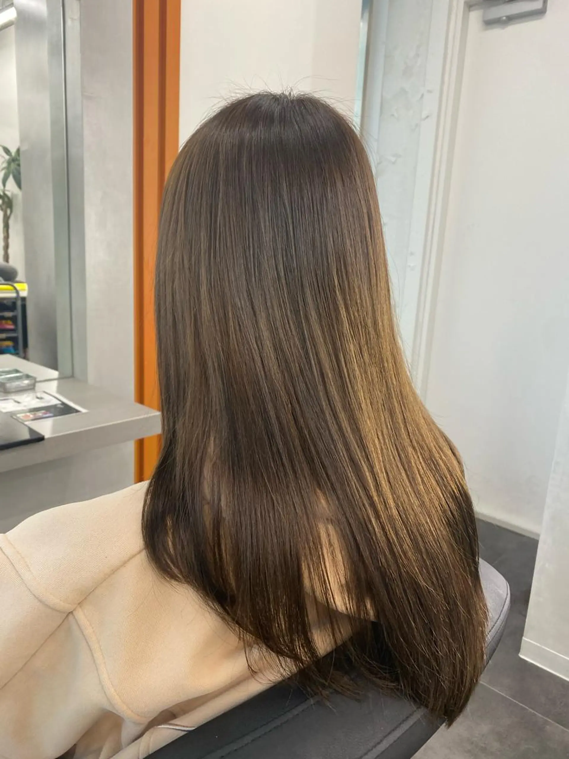 ロング カラー 長畑 光紀のヘアスタイル