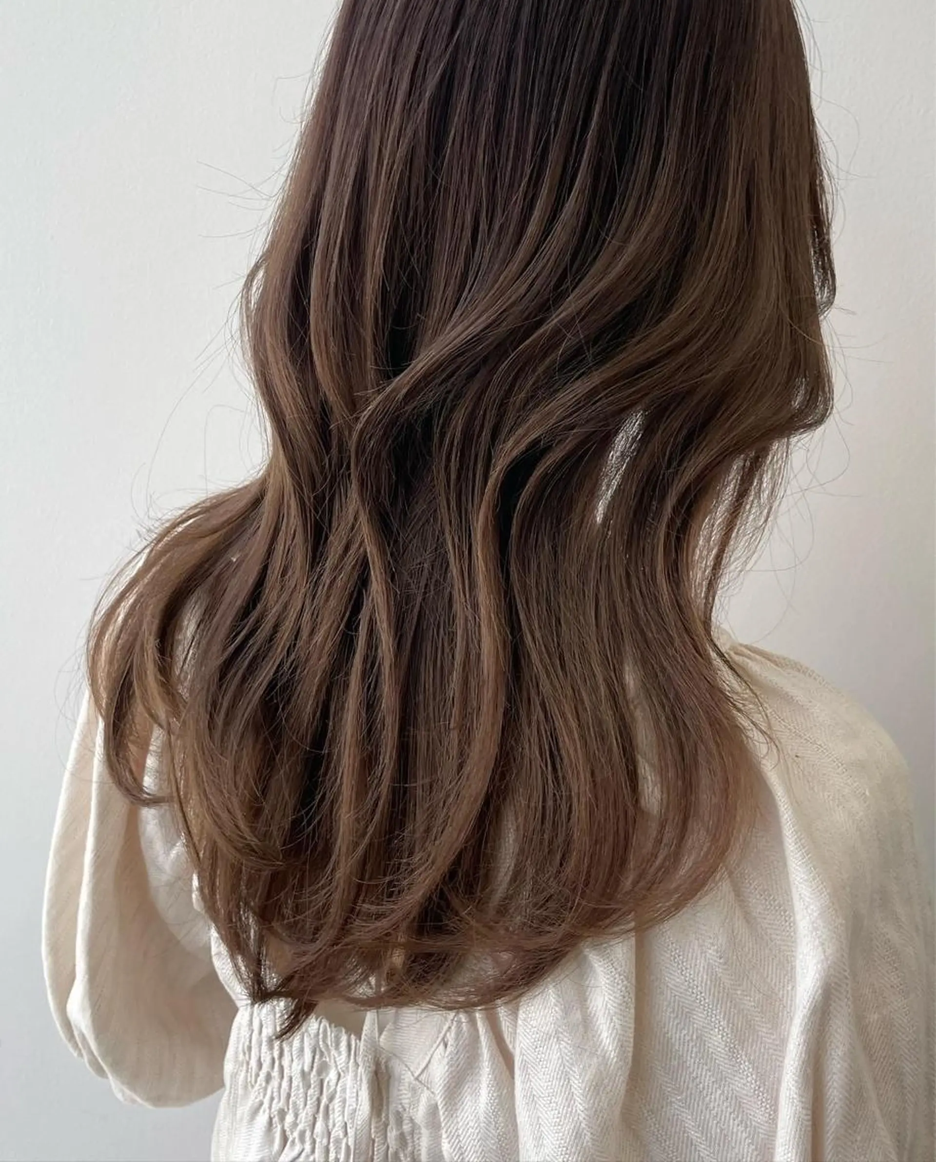 セミロング カラー 本格韓国ヘア🇰🇷 【uni】キューさんのヘアスタイル