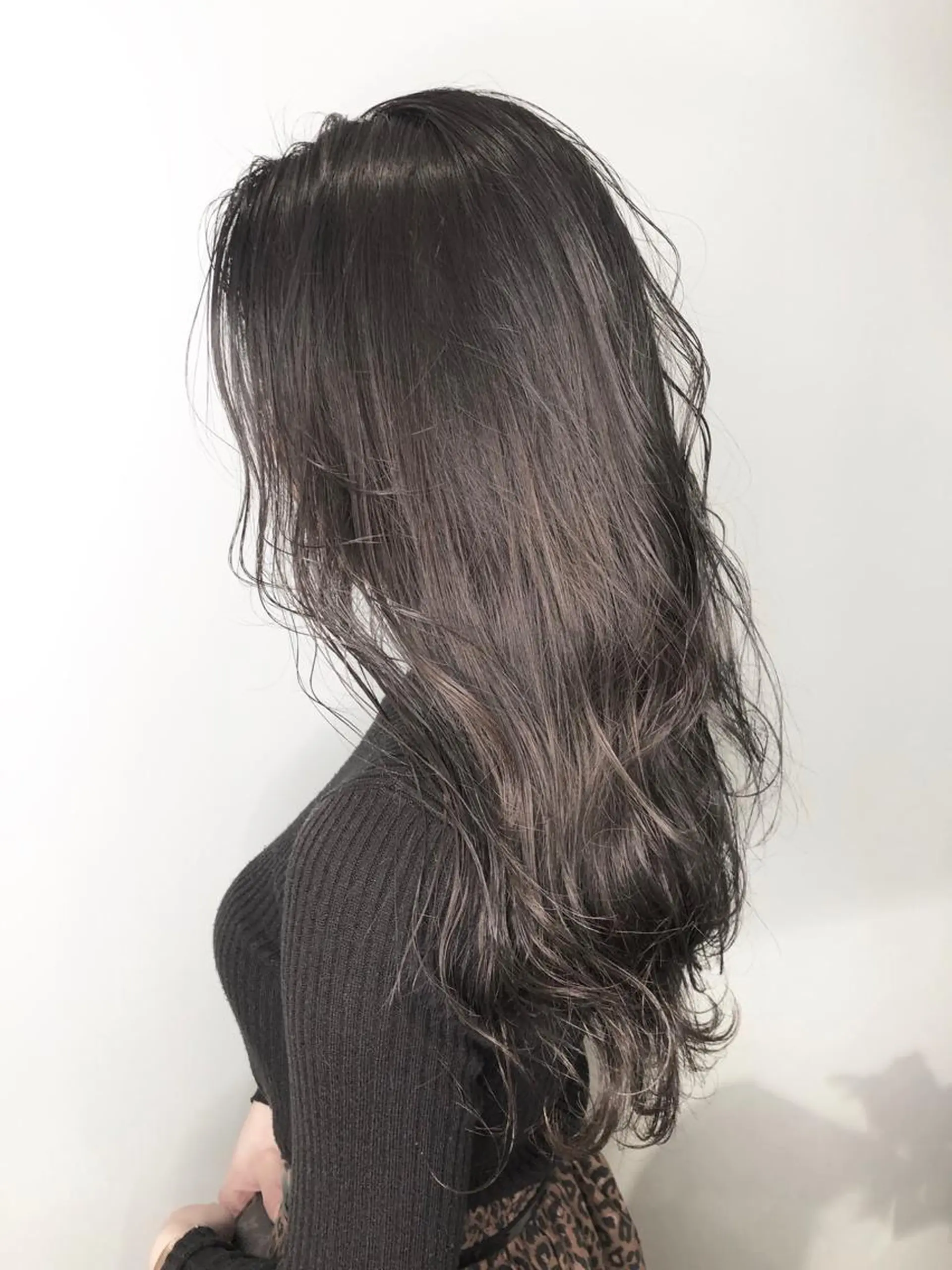 ロング カラー パーマ ヘアアレンジ グレージュ 酸性縮毛矯正のプロ 杉山玲介のヘアスタイル