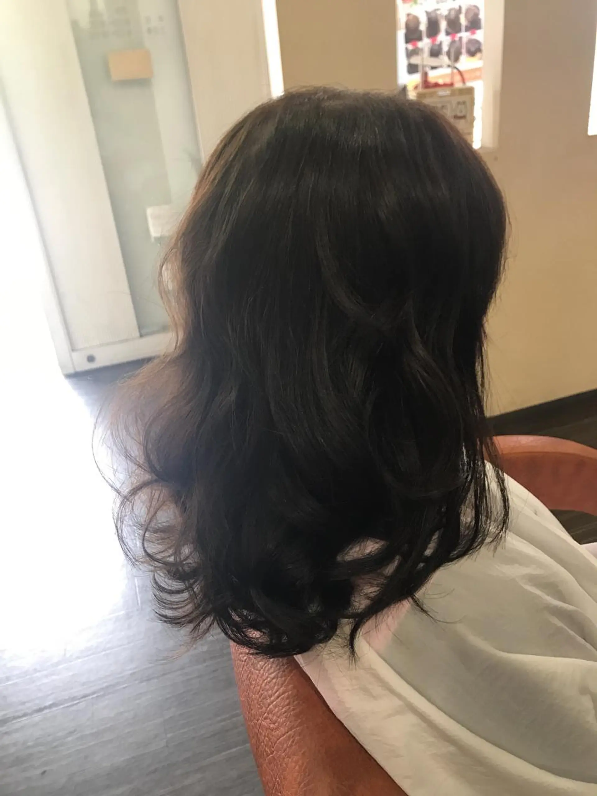 セミロング 中本 愛理のヘアスタイル