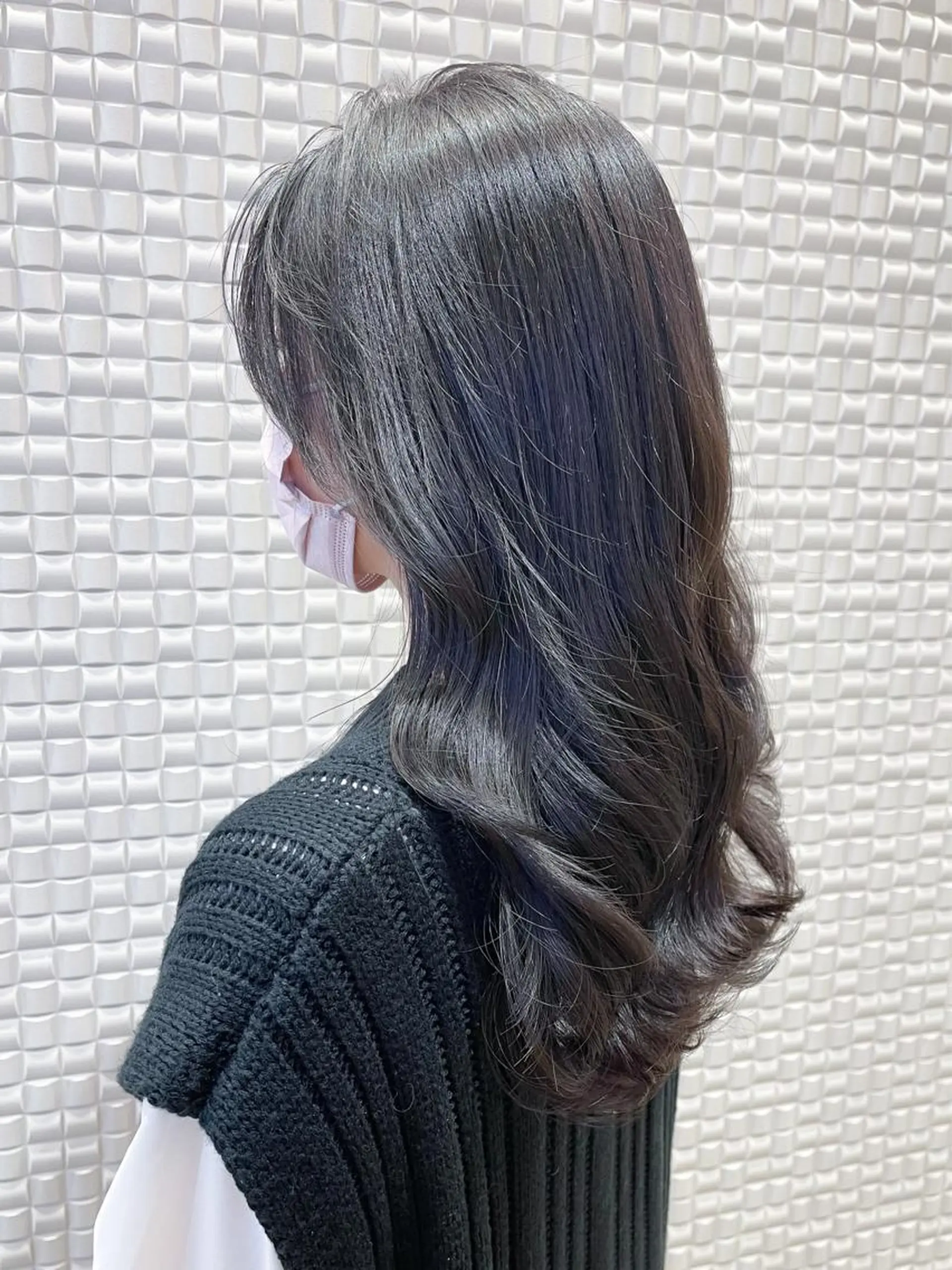 セミロング 艶カラー/ よしみ🥣のヘアスタイル