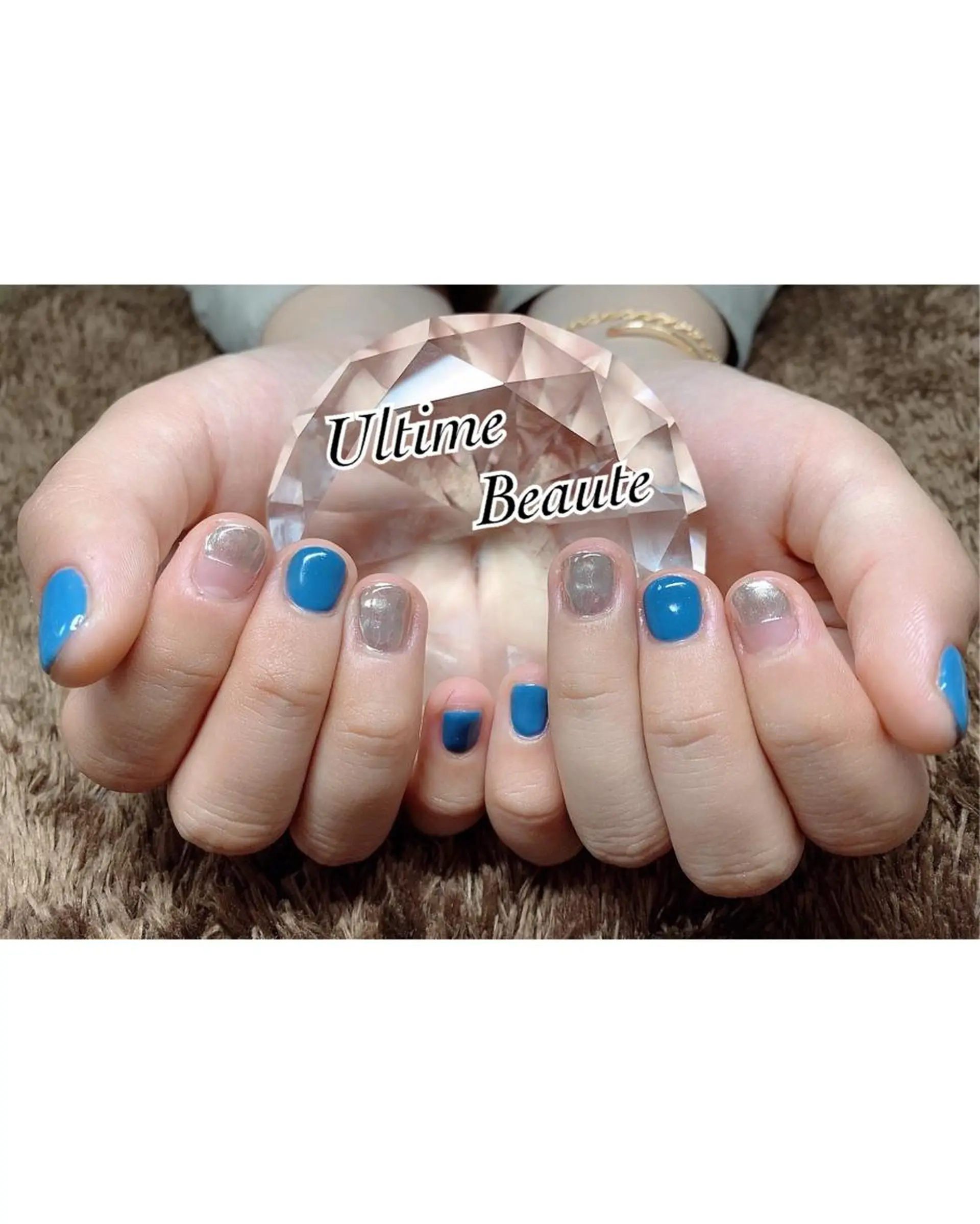 ネイル ブルー ミラーネイル シルバー 石塚 亜矢加のネイルデザイン