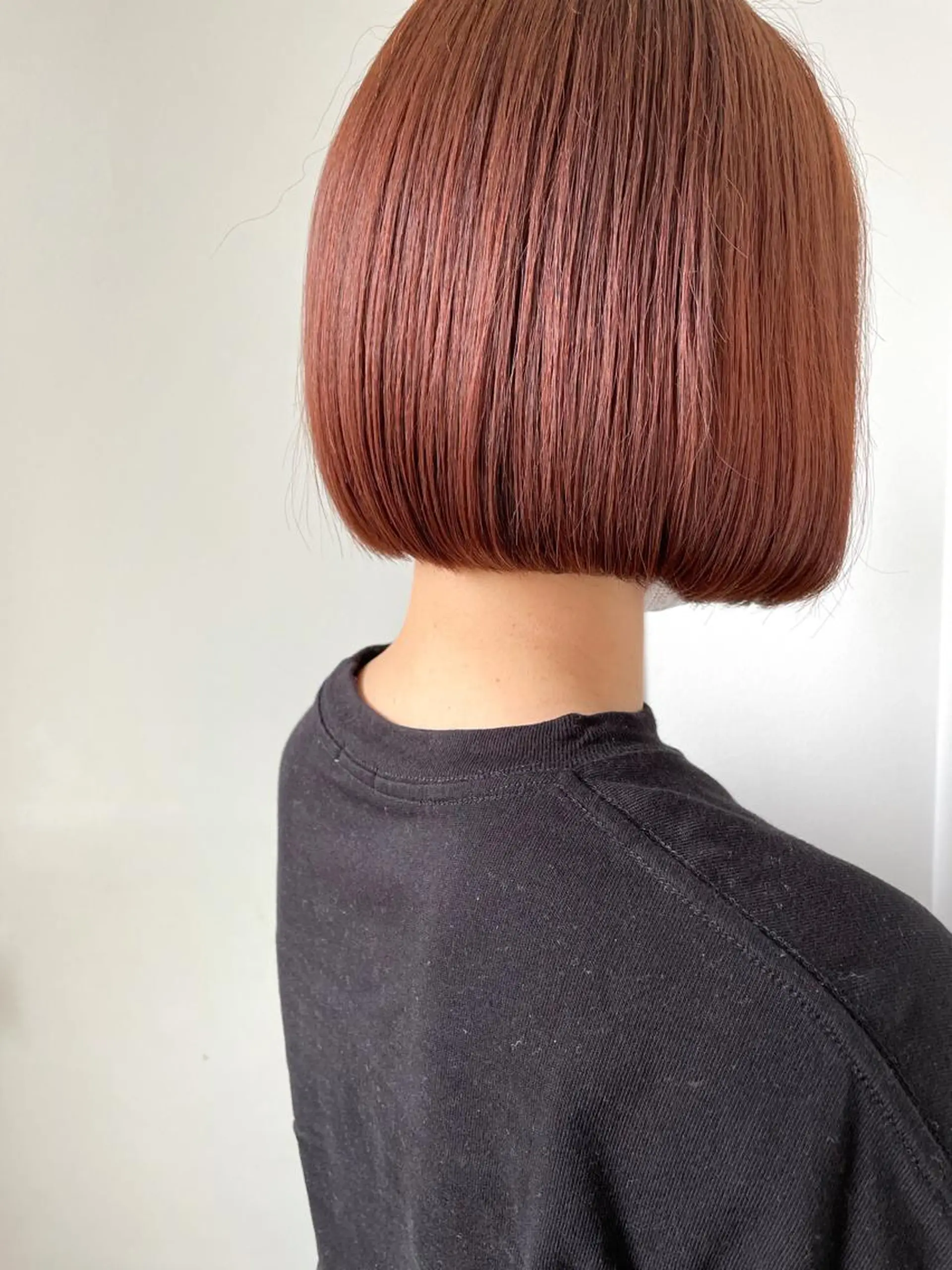 ショート カラー アッシュ ハイライトカラー ハイトーンカラー イルミナカラー インナーカラー カット ヘアカラー トリートメント 江上拓郎/ショート /酸性ストレートのヘアスタイル