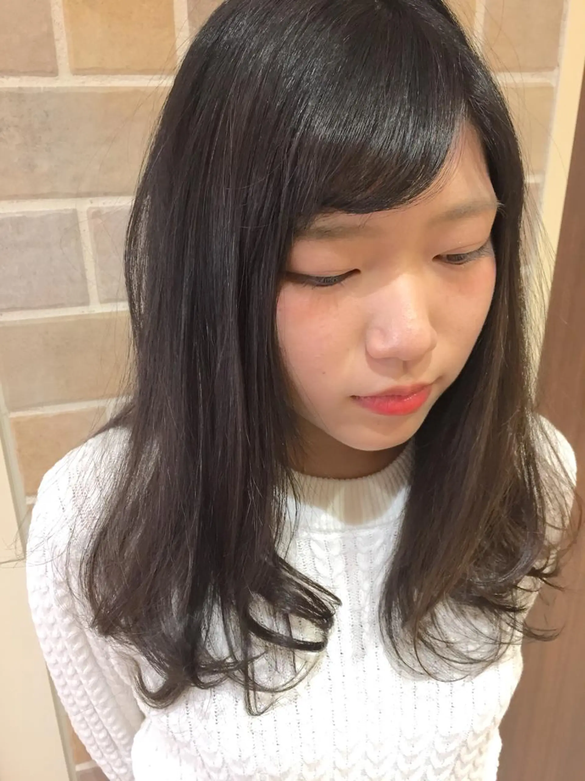 セミロング カラー 東 みのりのヘアスタイル