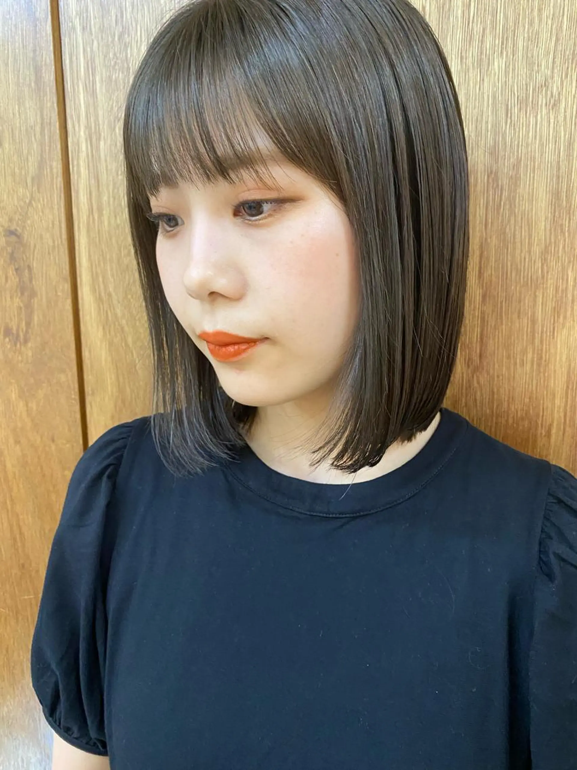 ミディアム カラー ベージュカラー オリーブベージュ 砂原 ひよりのヘアスタイル