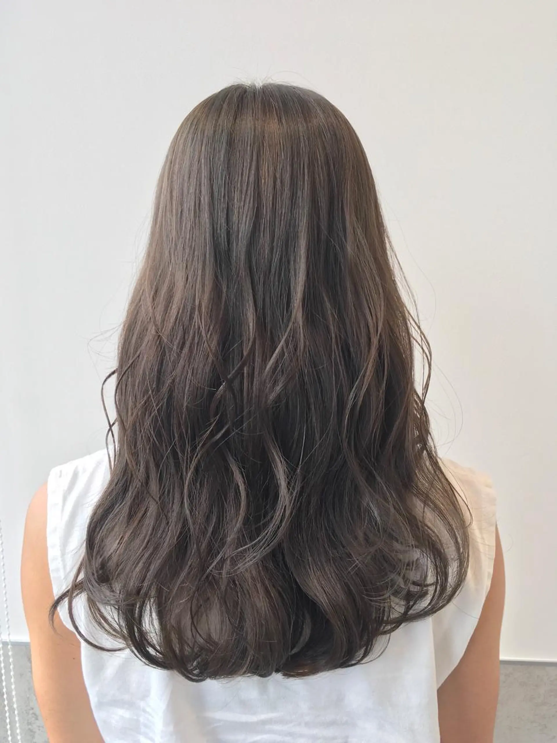 ロング カラー グレージュ カット ヘアカラー トリートメント ヘアセット yoshi ☆のヘアスタイル