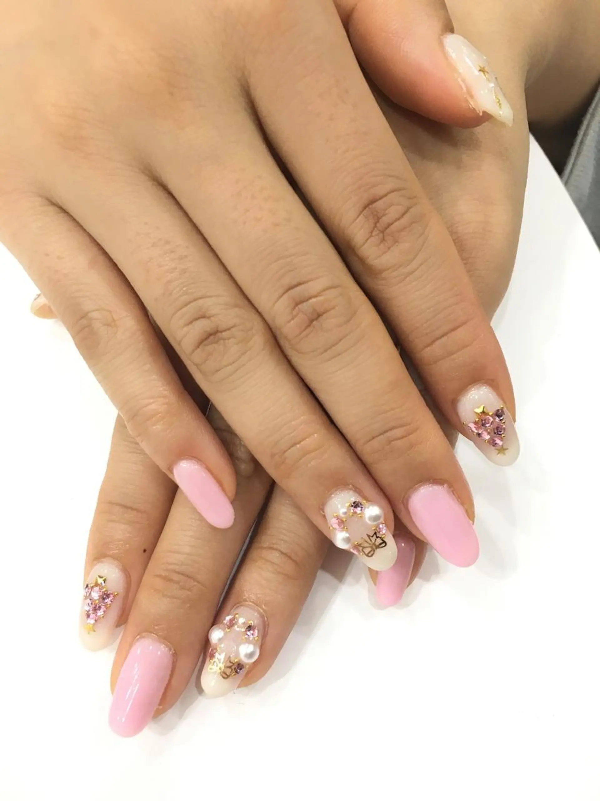 ネイル ハンドネイル NailSalon ＃OnFleekのネイルデザイン