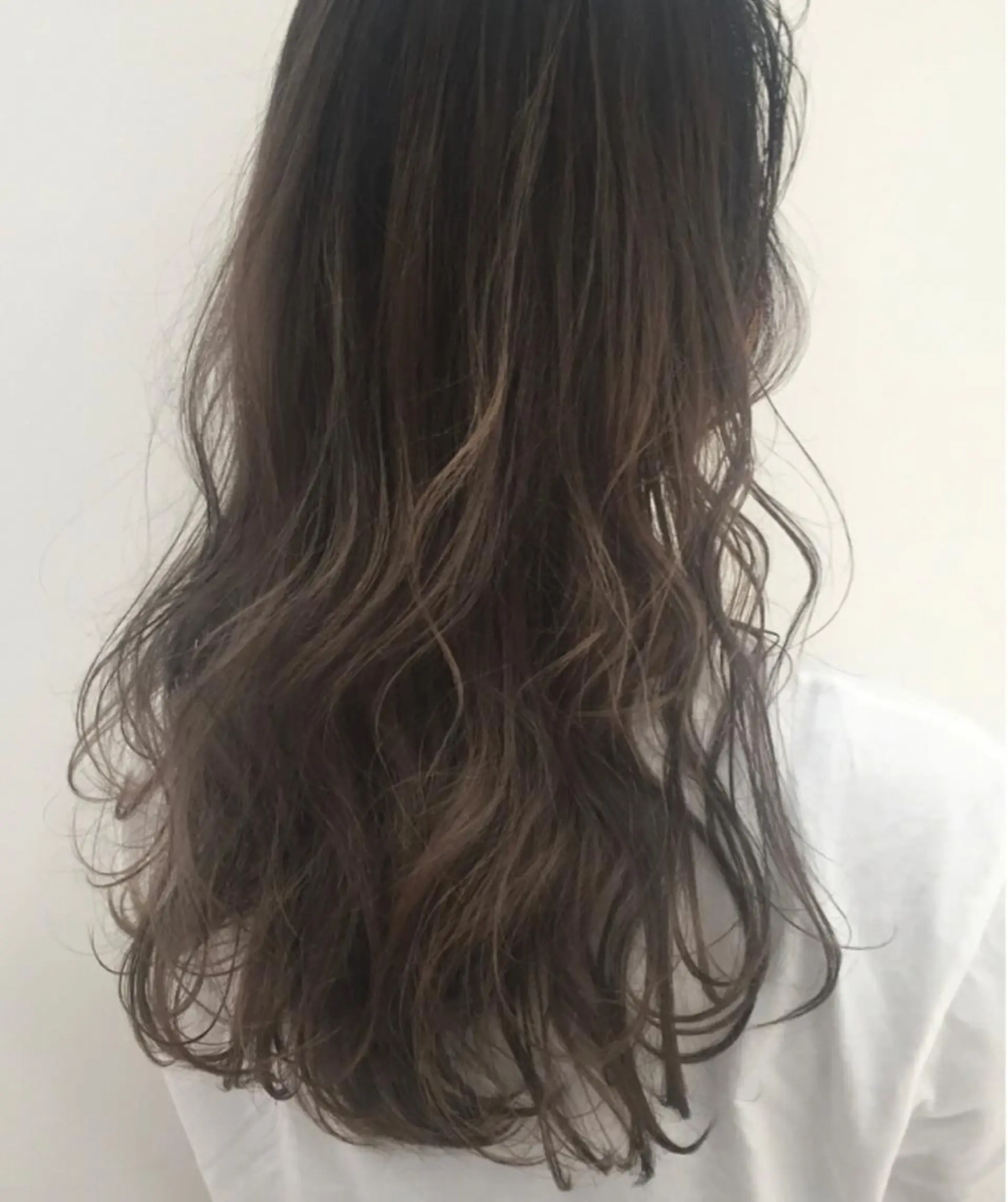 セミロング カラー Seventh Senseのヘアスタイル