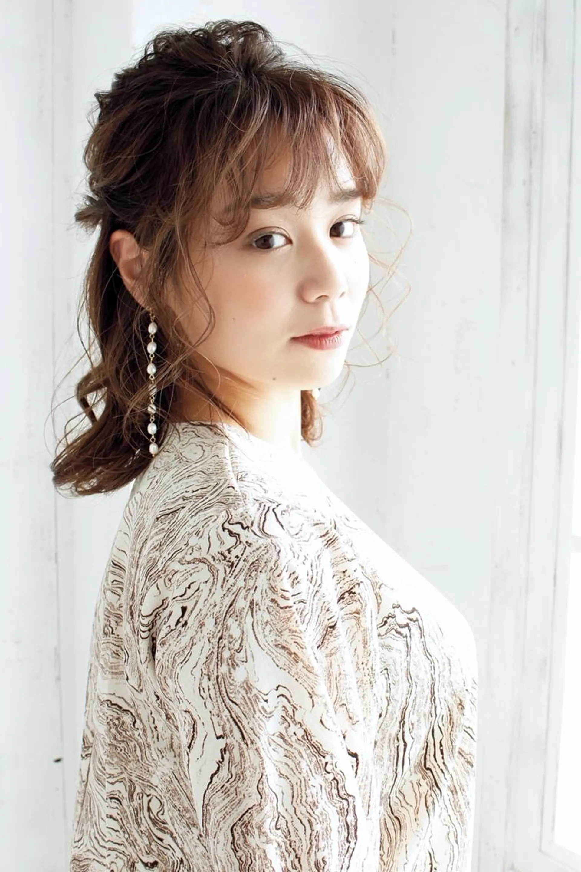 ミディアム カラー ヘアアレンジ 浅沼 久瑠美のヘアスタイル