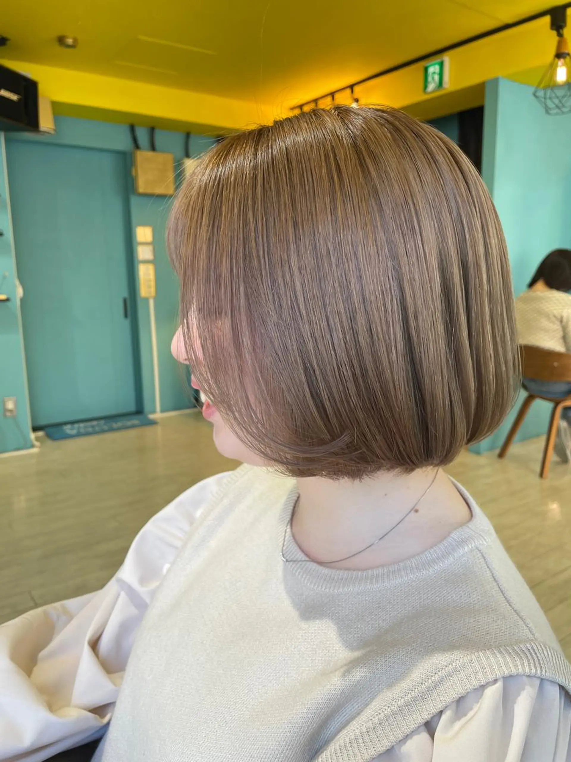 ミディアム カラー ベージュカラー ダブルカラー ボブ カット 縮毛矯正 トリートメント 末石 智のヘアスタイル