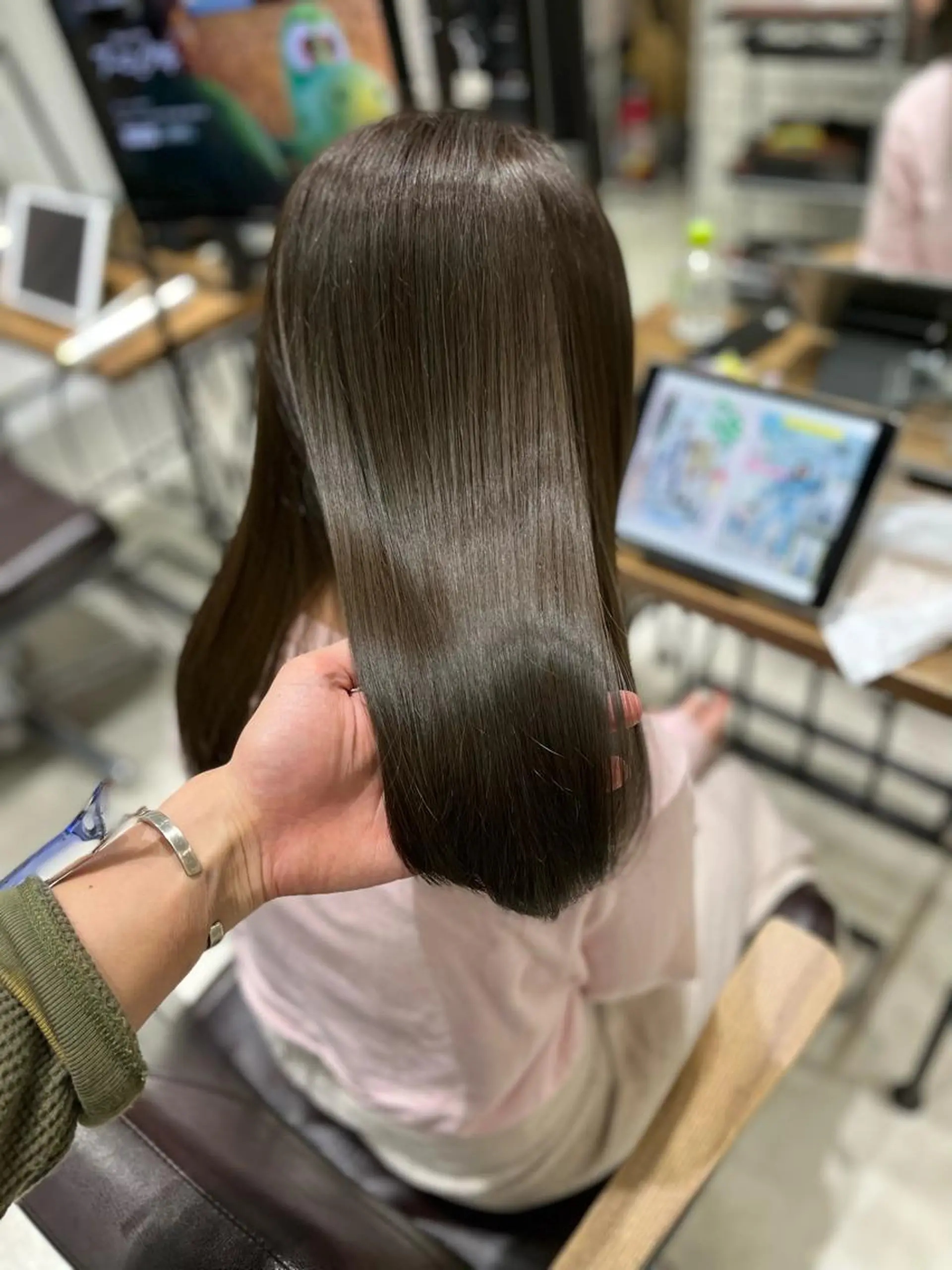 ロング アッシュ 髪質改善 ヨシンモリ 韓国風ヘア トリートメント カット ヘアカラー トリートメント 🌈外国風ハイライト こうたろうのヘアスタイル