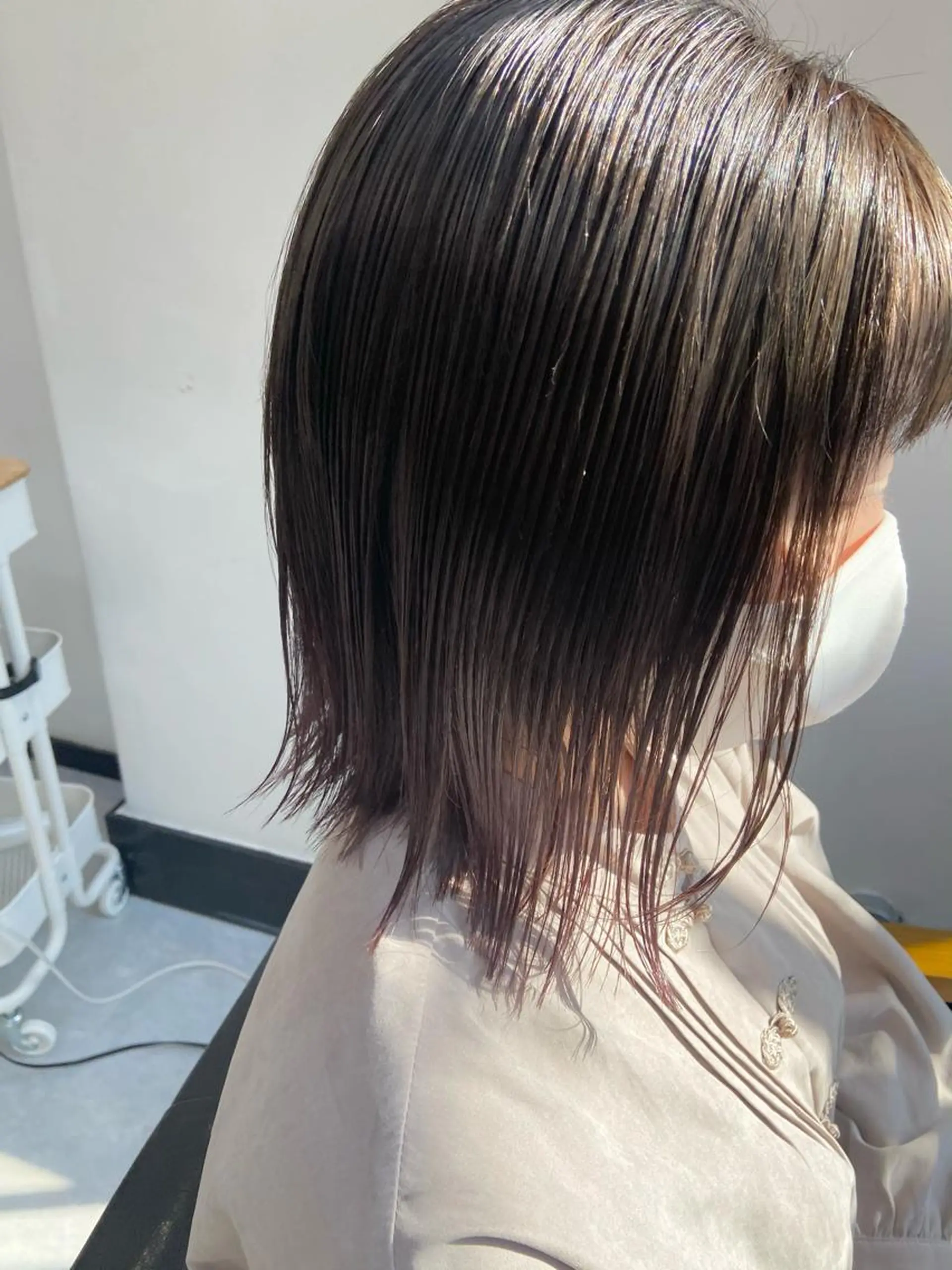 ミディアム カラー ブリーチ イルミナカラー 外ハネヘア カット ヘアカラー トリートメント 田中 あやなのヘアスタイル