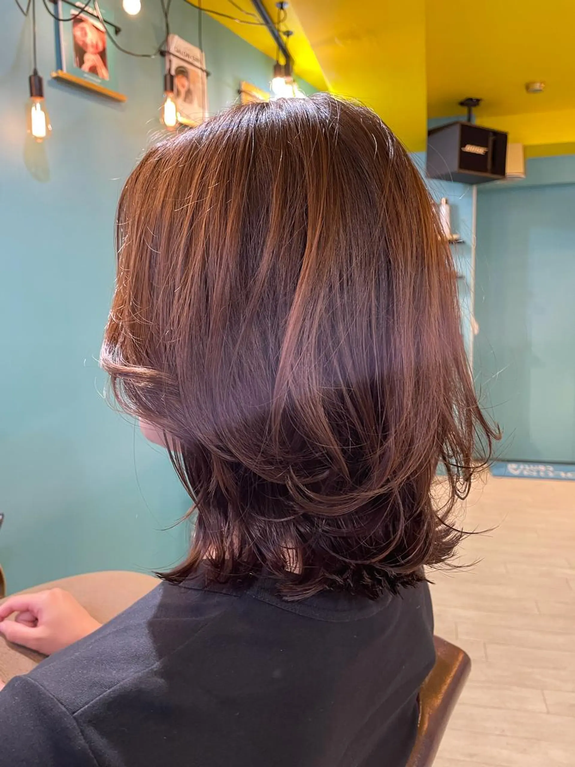 ミディアム アッシュ ヘアカラー トリートメント 末石 智のヘアスタイル