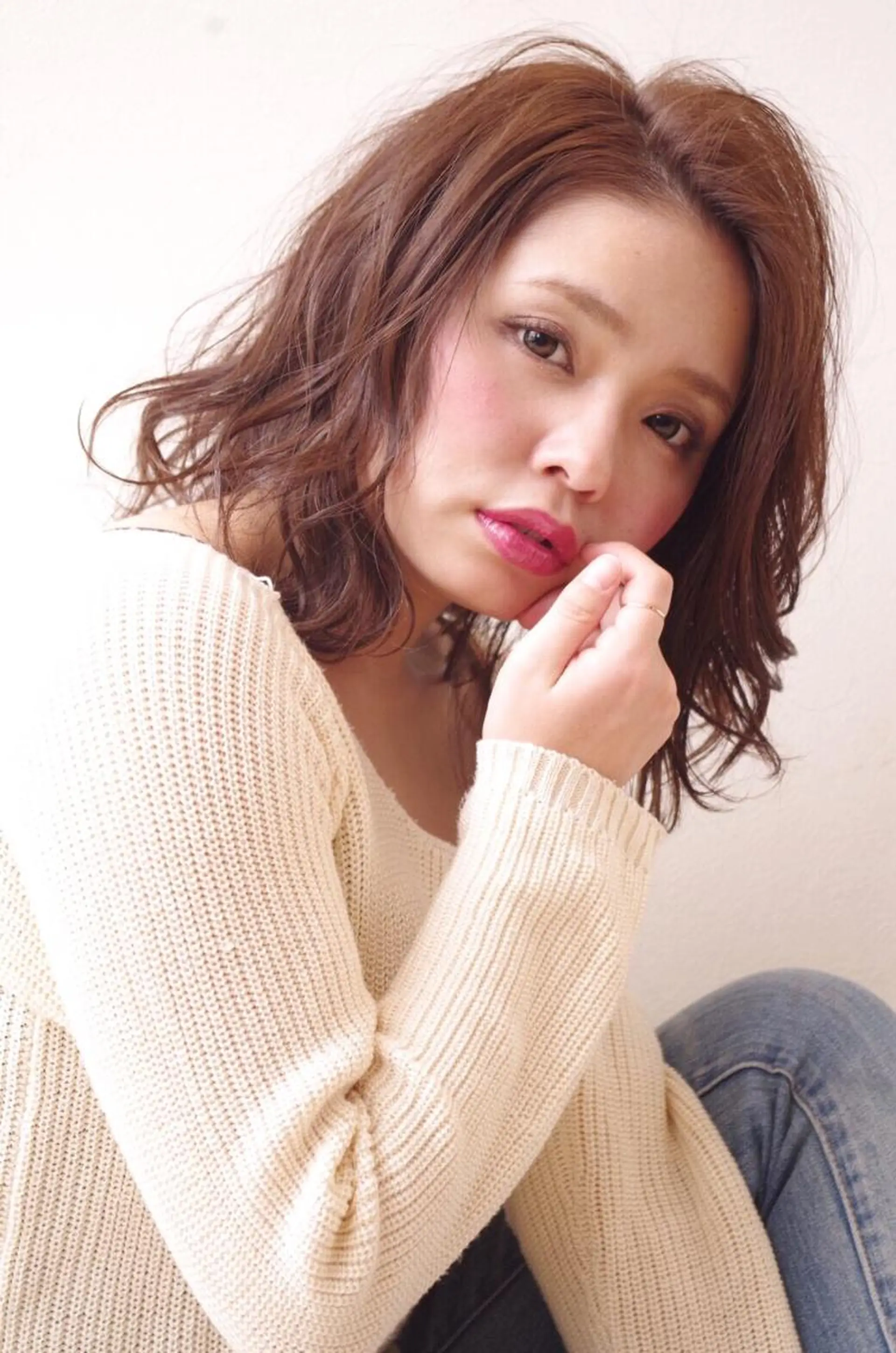 ミディアム カラー 足立 小百合のヘアスタイル