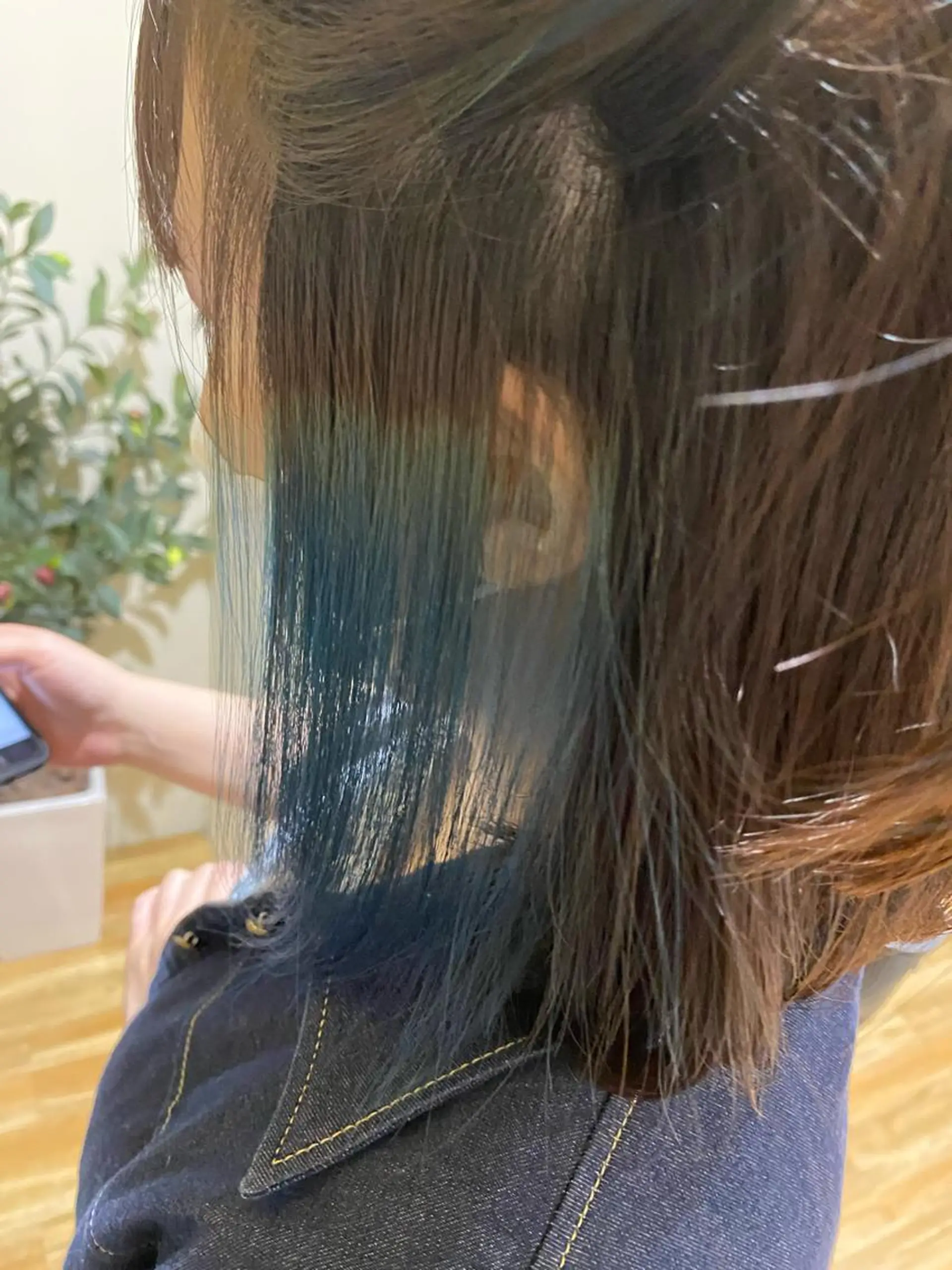 ショート カラー 三戸 修平のヘアスタイル