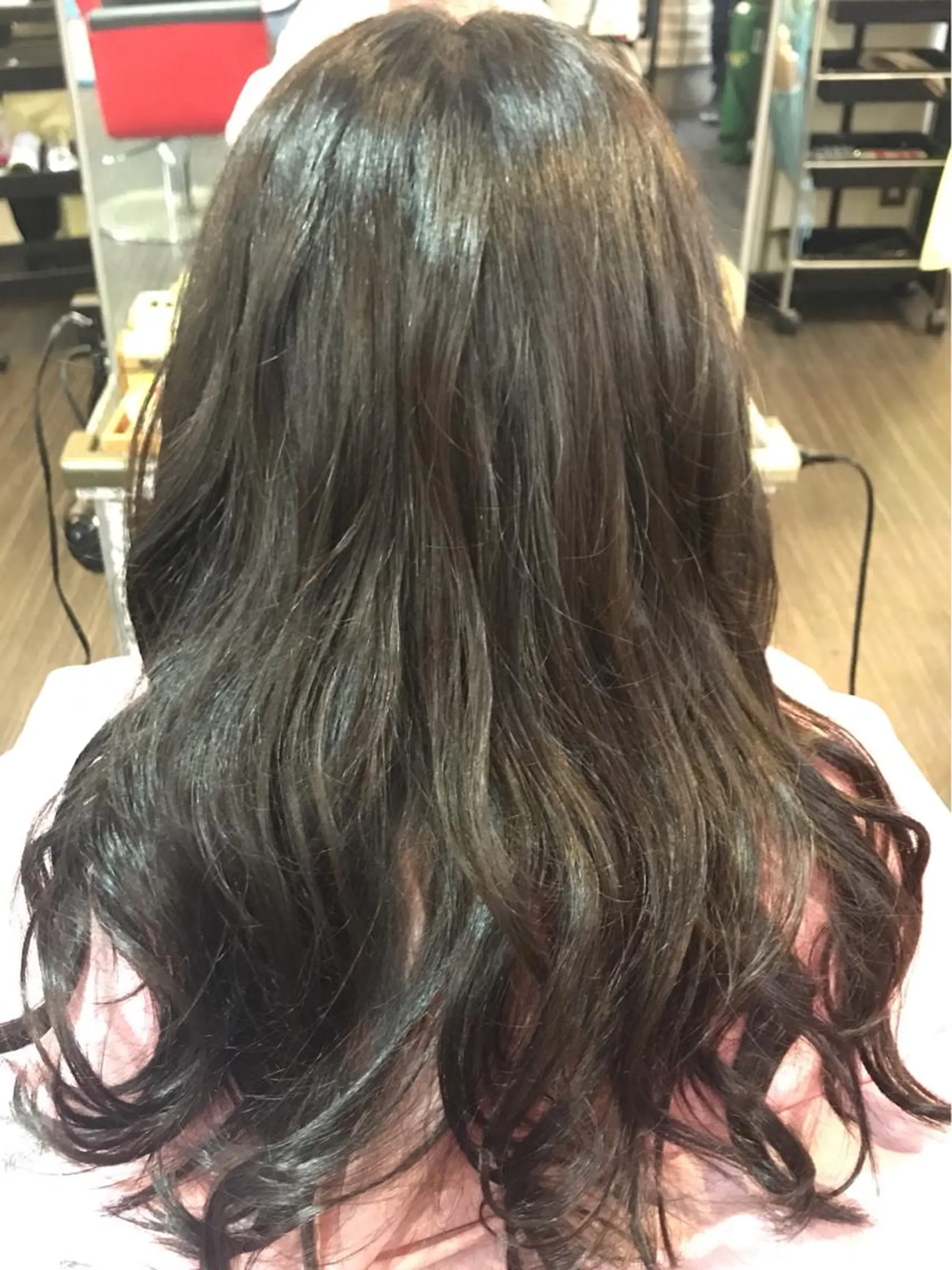 ロング 中本 愛理のヘアスタイル