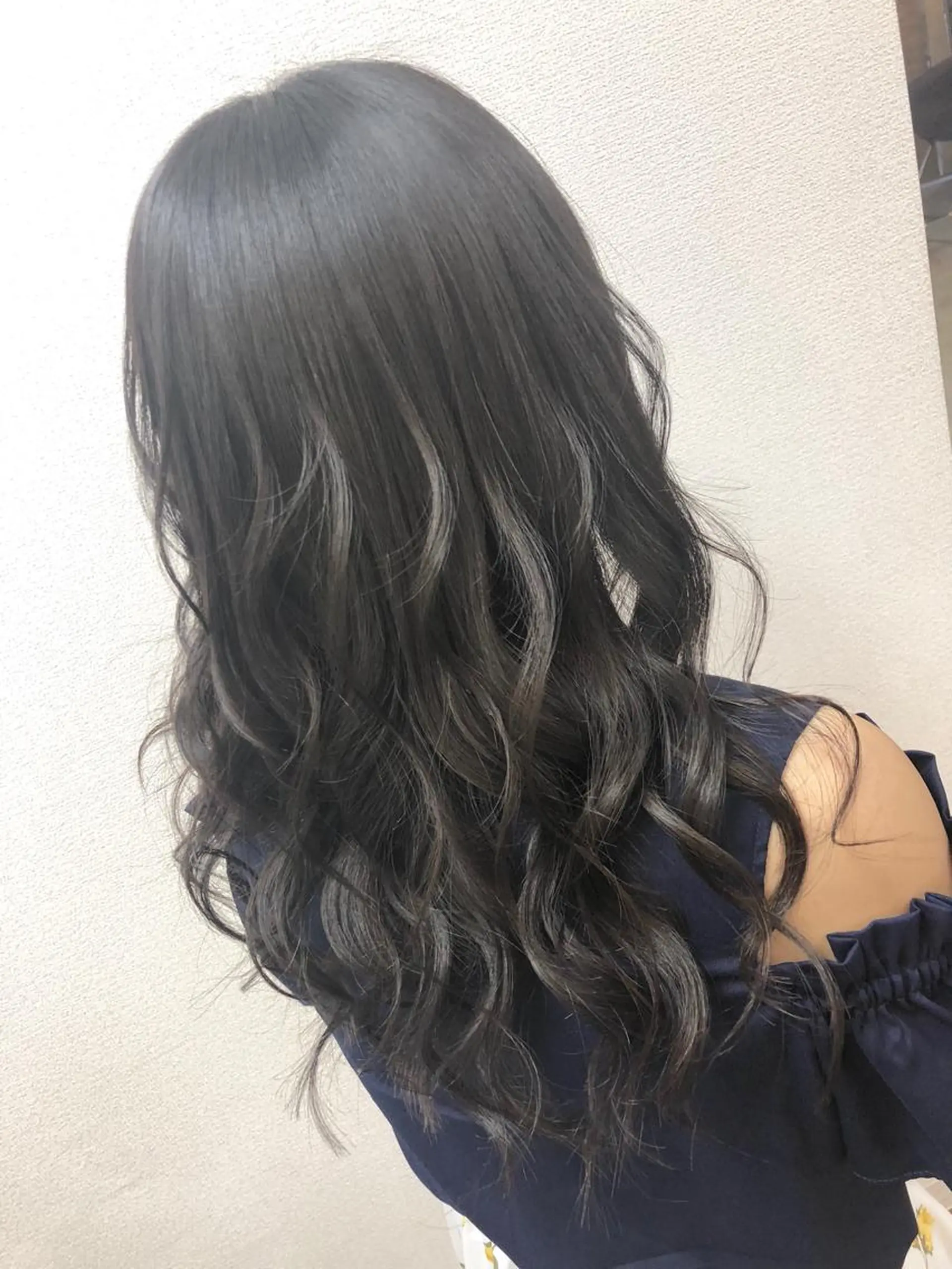 ロング カラー ヘアカラー トリートメント PALETTE(パレット)所属・SHIORI💜口コ ミNo.1艶カラーのヘアスタイル