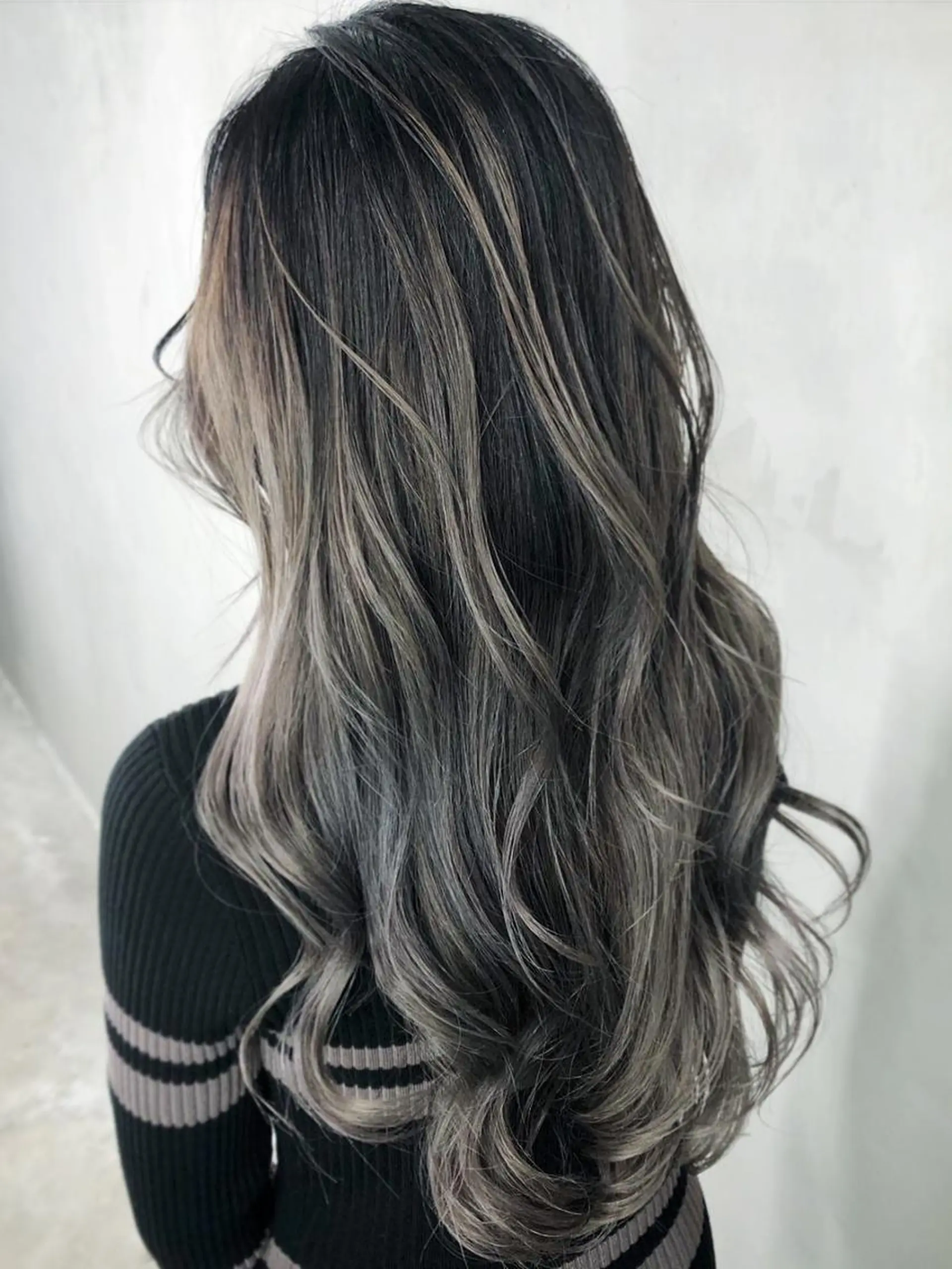 セミロング カラー パーマ ヘアアレンジ バレイヤージュ グレージュ レイヤーカット ITbyALBUM 中野店のヘアスタイル