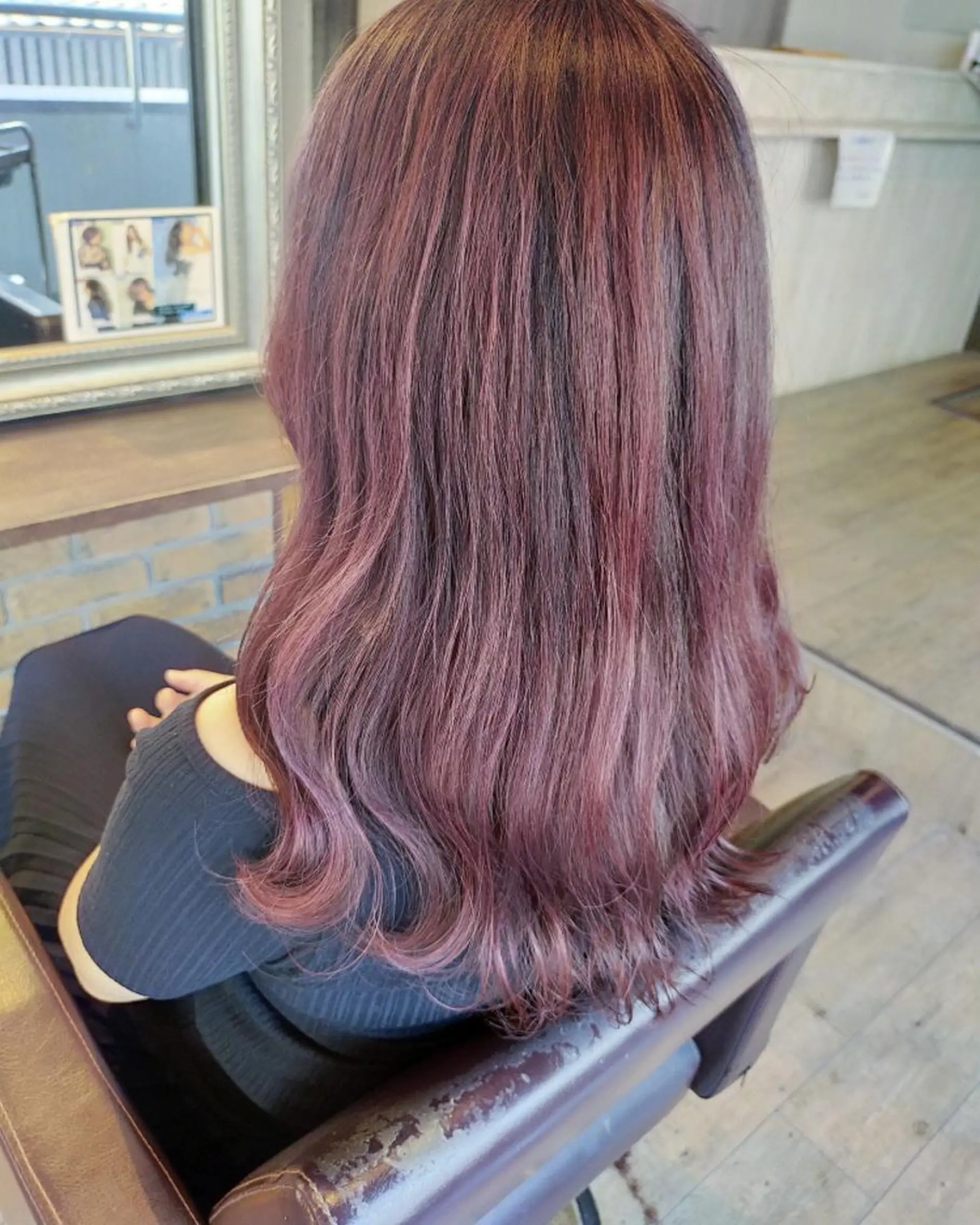 ロング カラー ピンクカラー RU RIのヘアスタイル