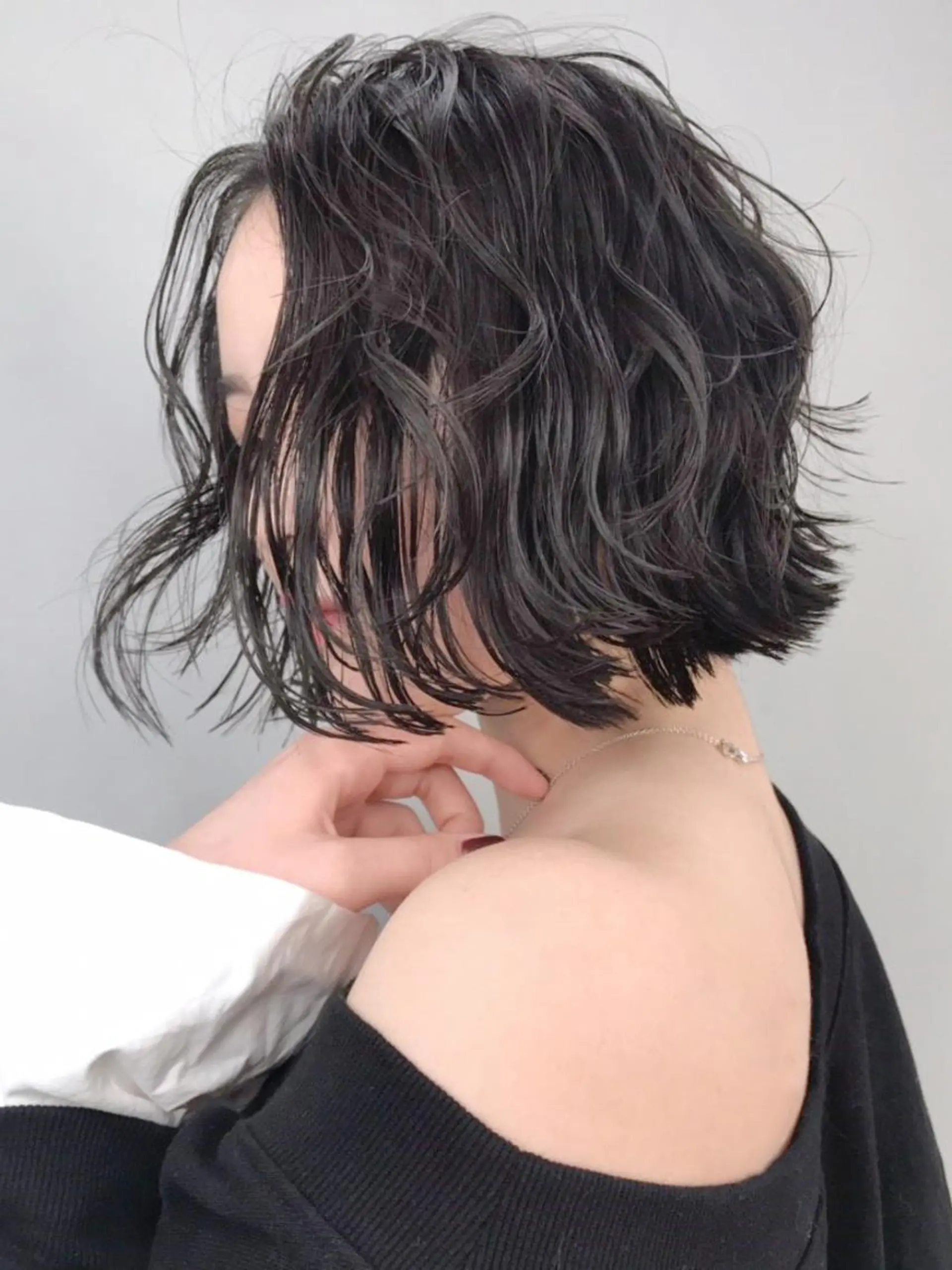 ミディアム カラー パーマ ヘアアレンジ アッシュ ITbyALBUM 中野店のヘアスタイル