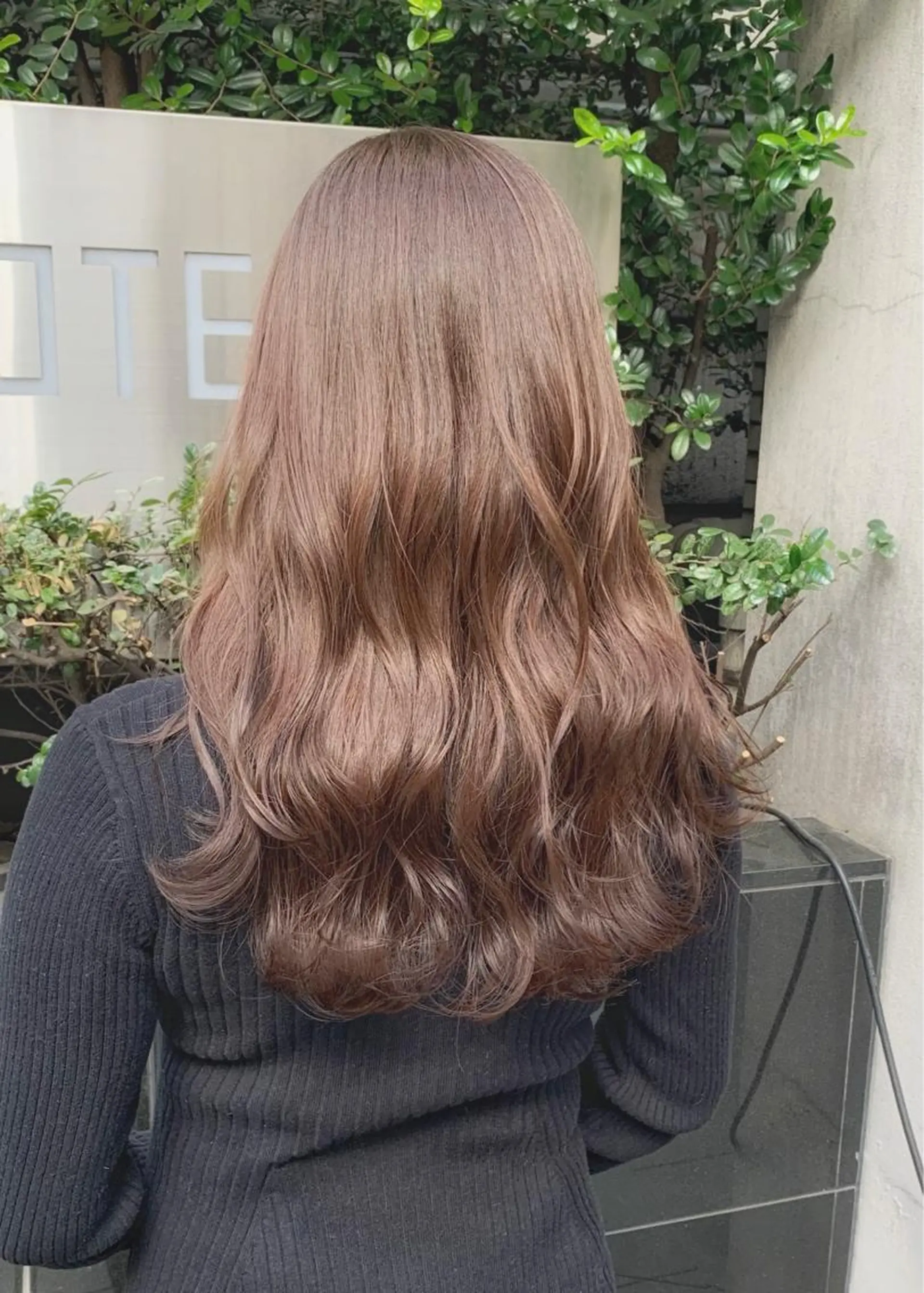 セミロング カラー ベージュカラー ピンクカラー ピンクベージュ 矢野 晃平のヘアスタイル